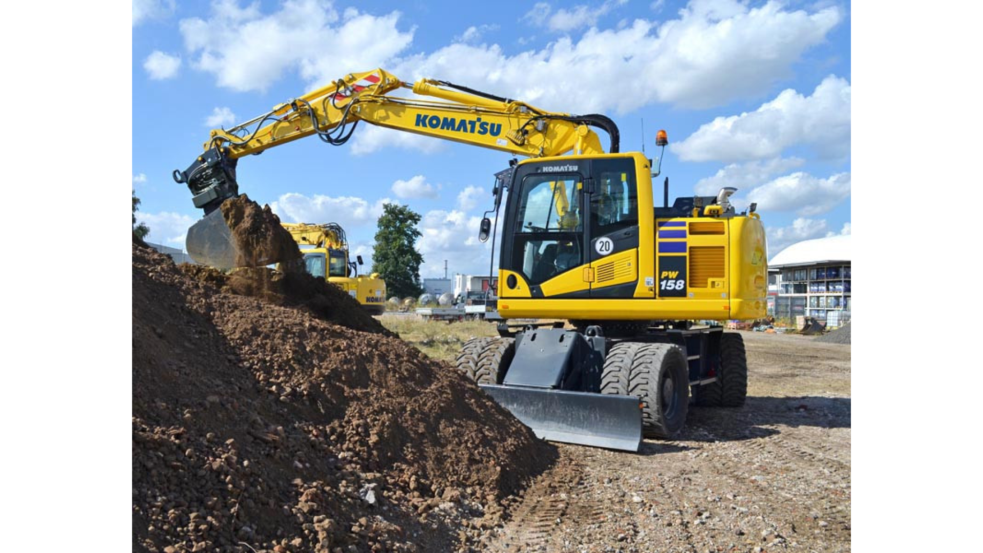 Escavatore KOMATSU PW158-11