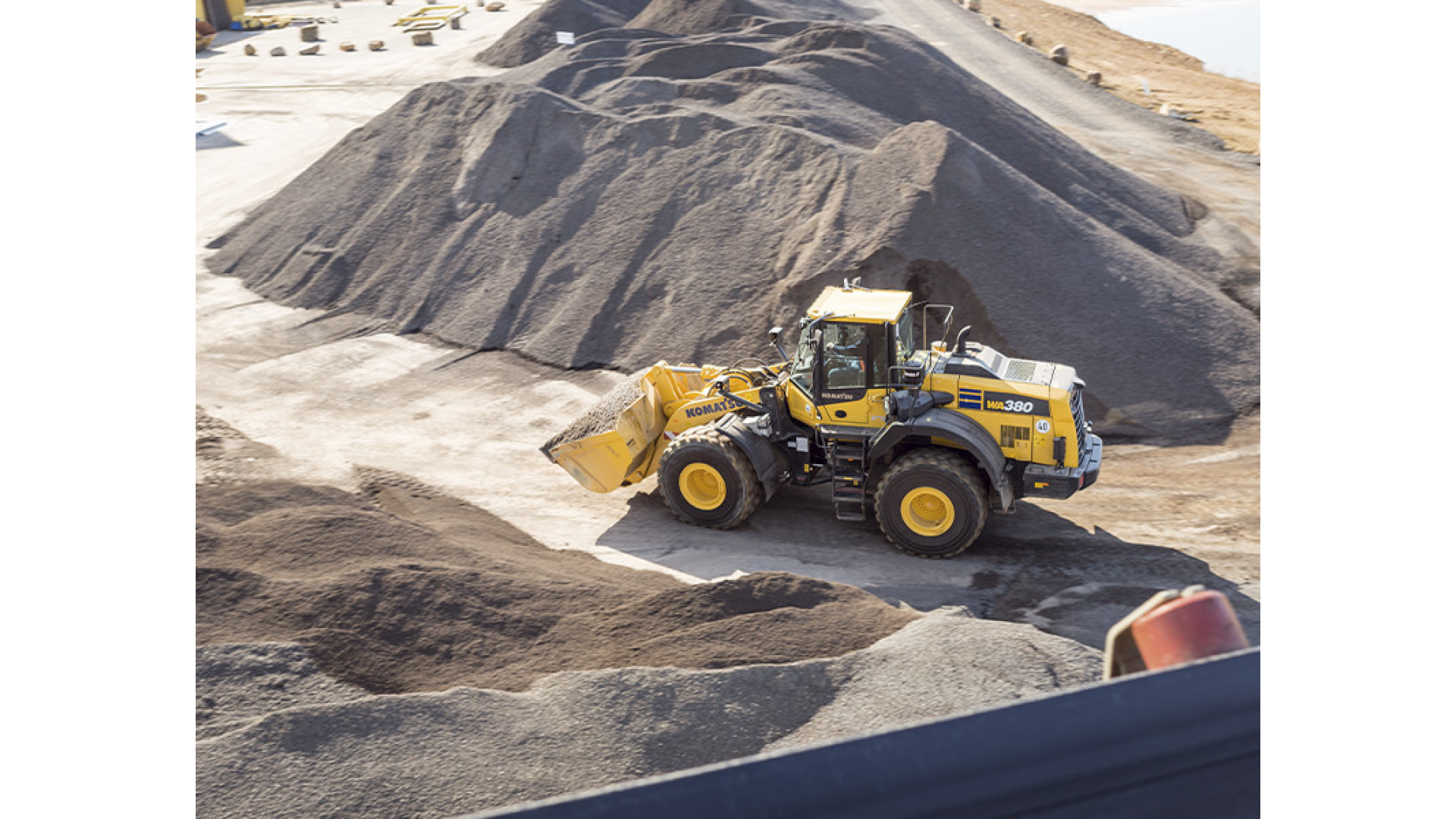 Pala Gommata KOMATSU WA380-8