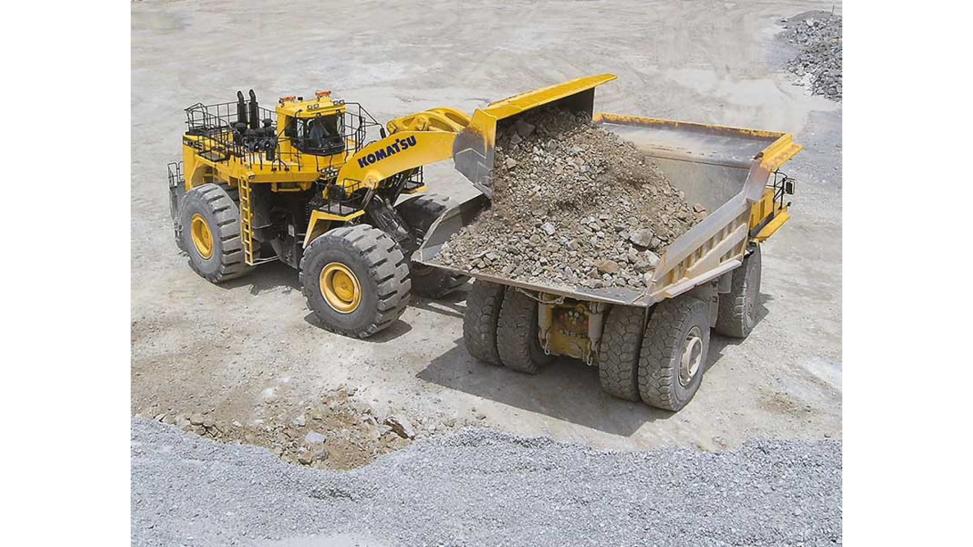 Pala Gommata KOMATSU WA1200-6