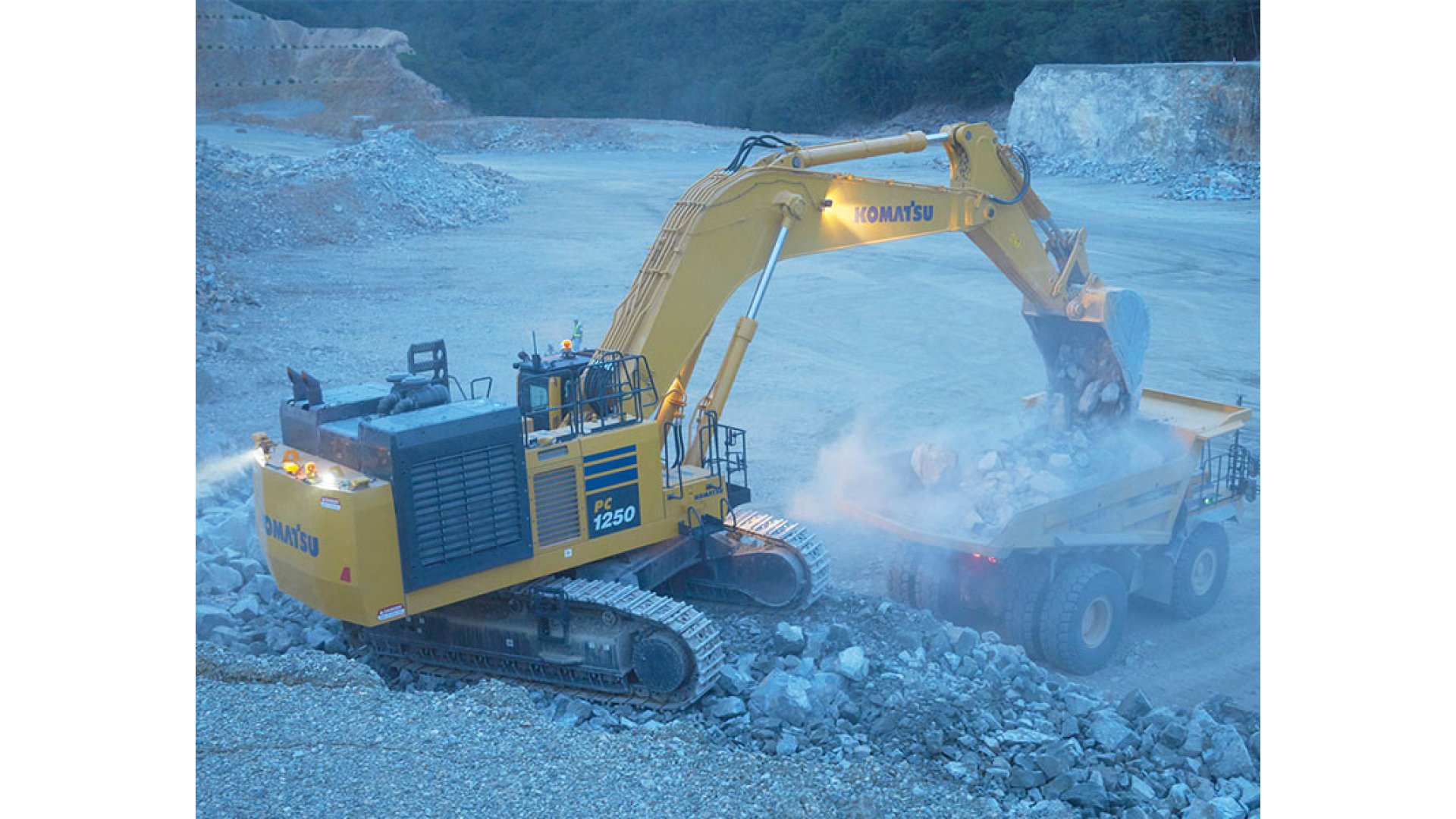 Escavatore KOMATSU PC1250-11