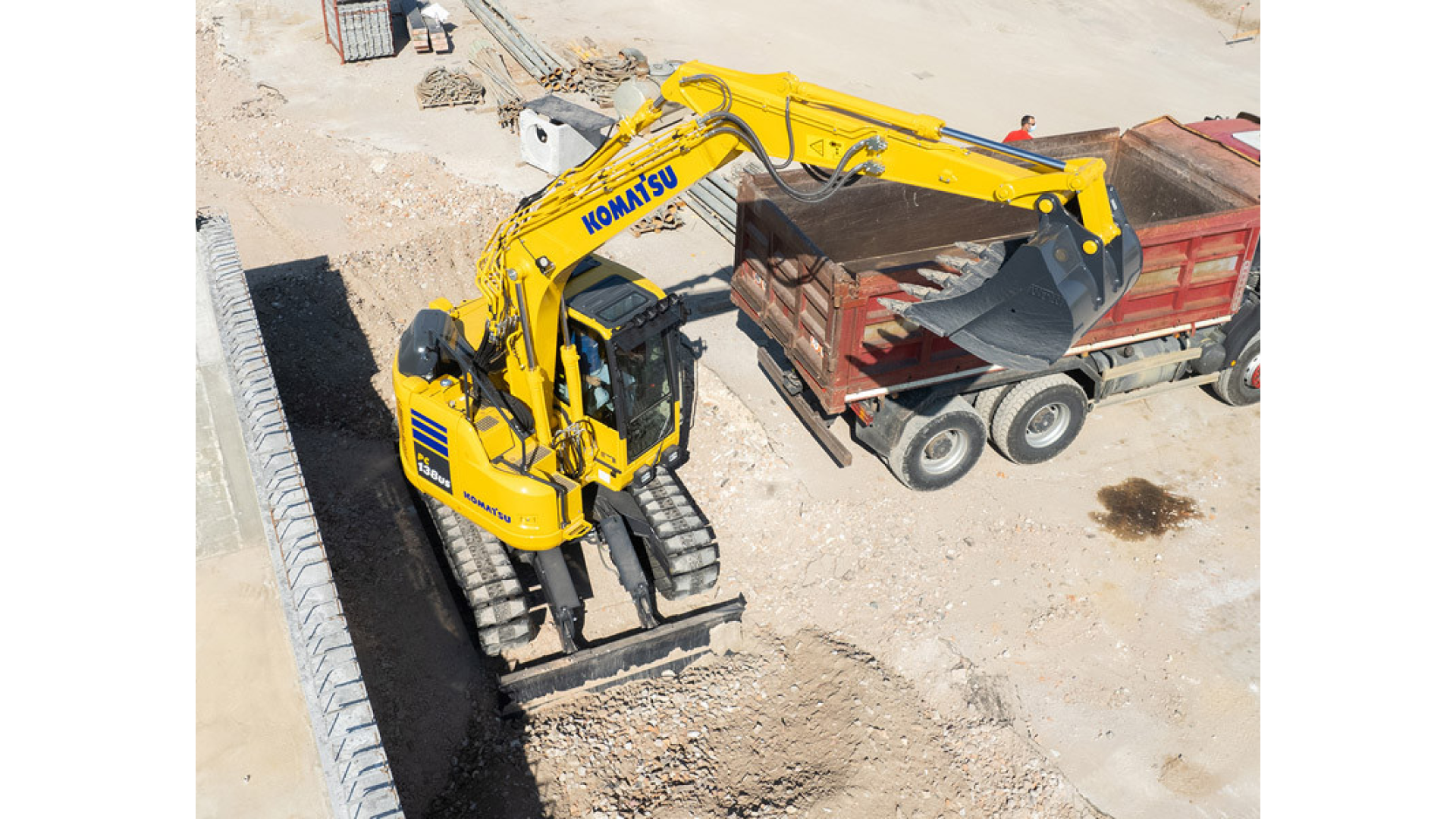 Escavatore KOMATSU PC138US-11