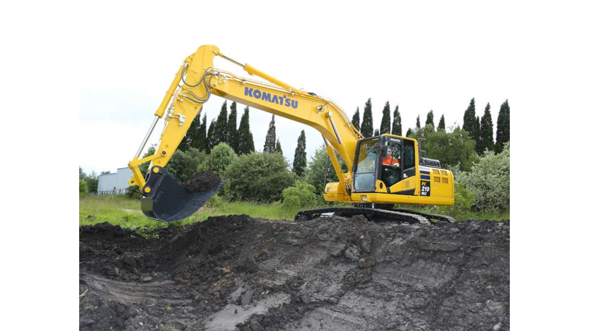 Escavatore KOMATSU PC210/LC/NLC-11