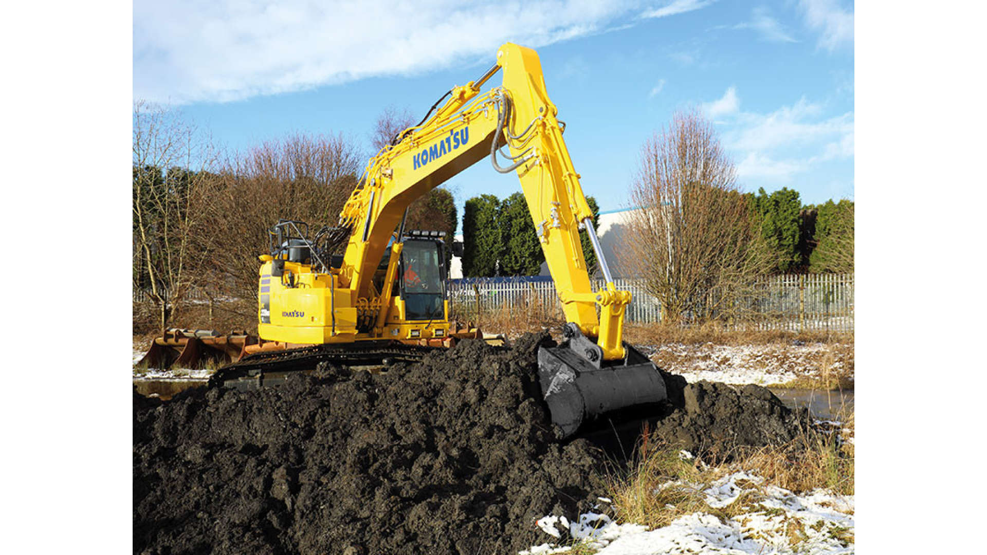 Escavatore KOMATSU PC228USLC-11