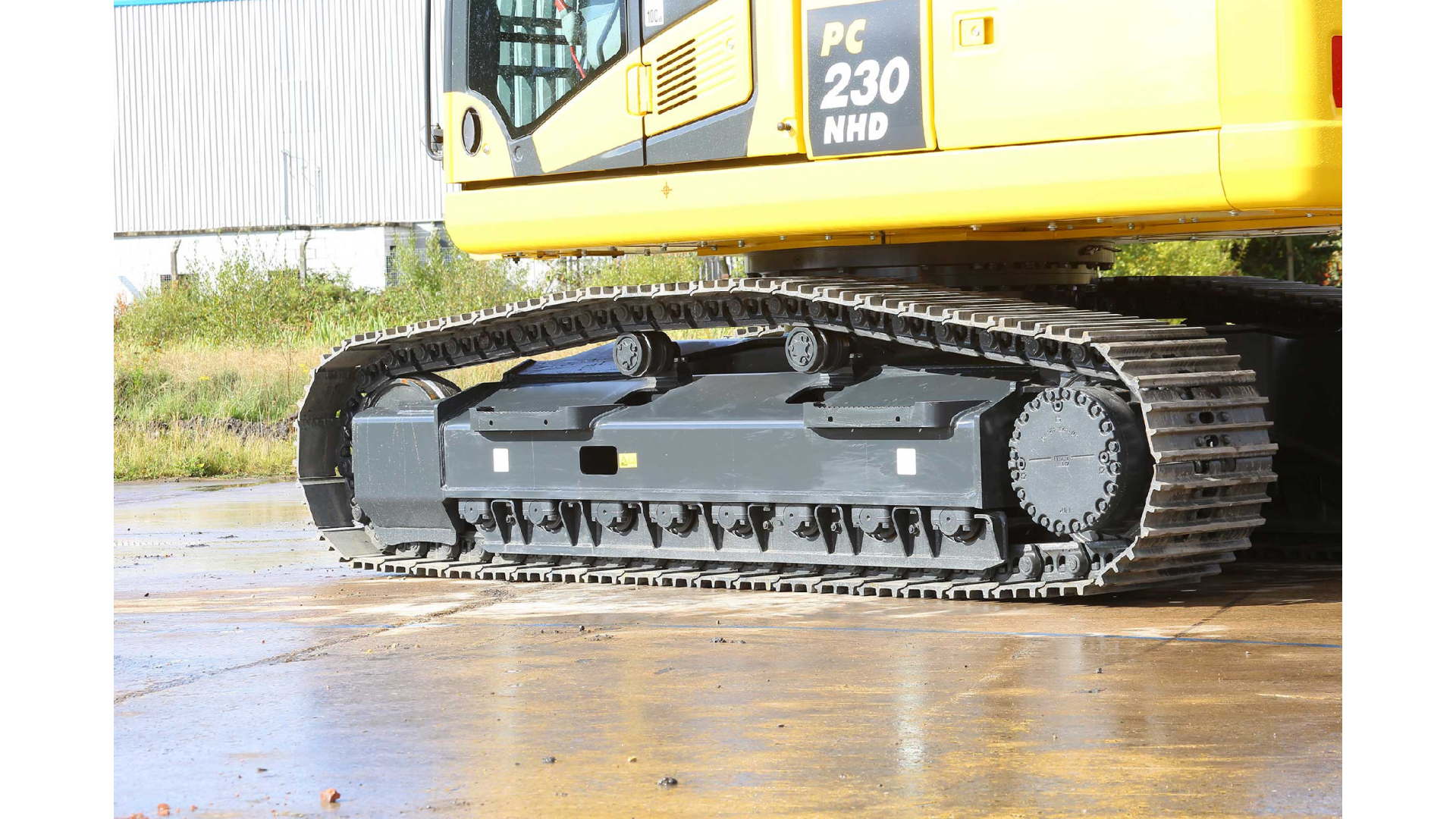 Escavatore KOMATSU PC230NHD-11