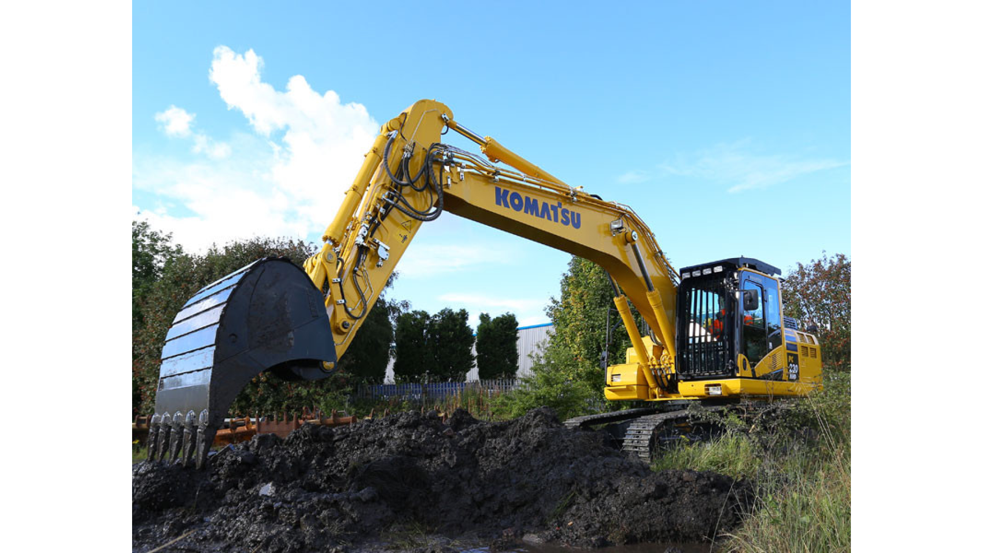 Escavatore KOMATSU PC230NHD-11