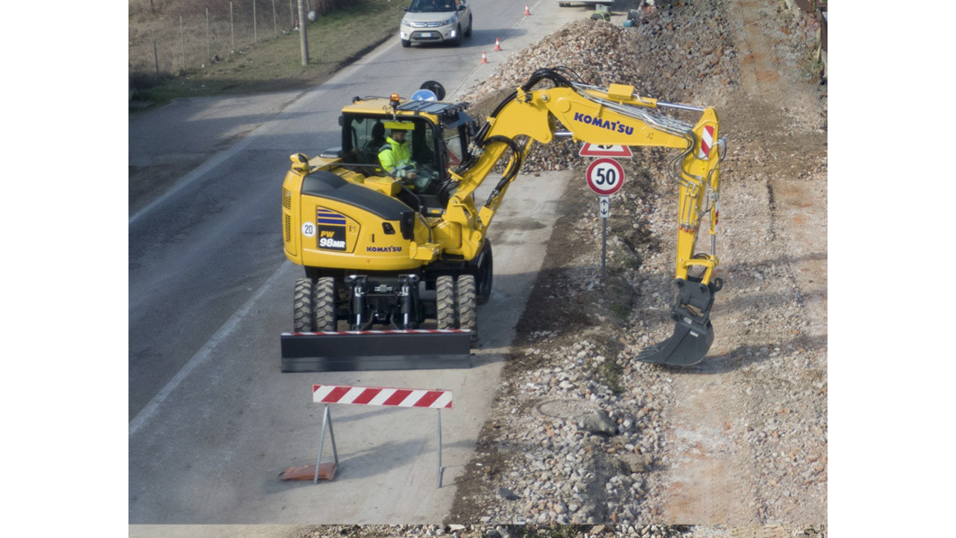 Escavatore KOMATSU PW98MR-11