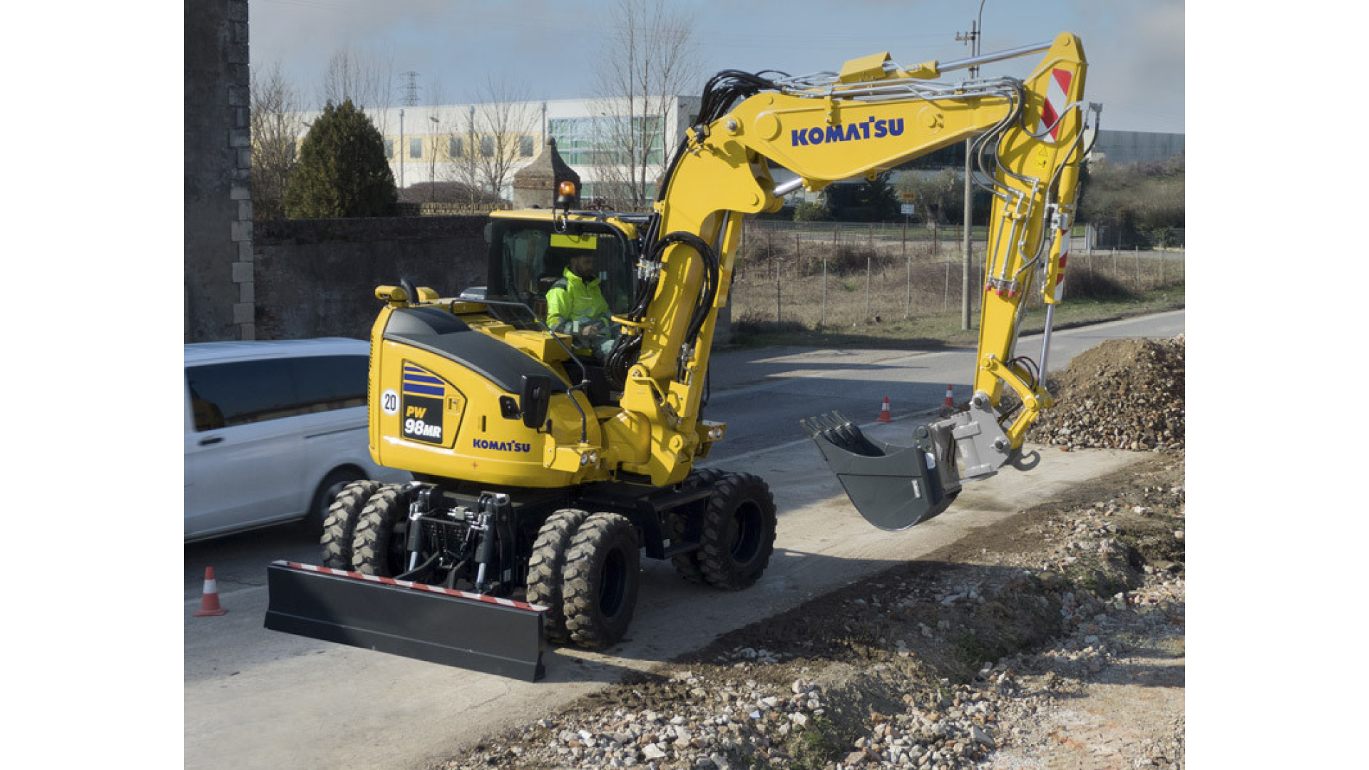 Escavatore KOMATSU PW98MR-11