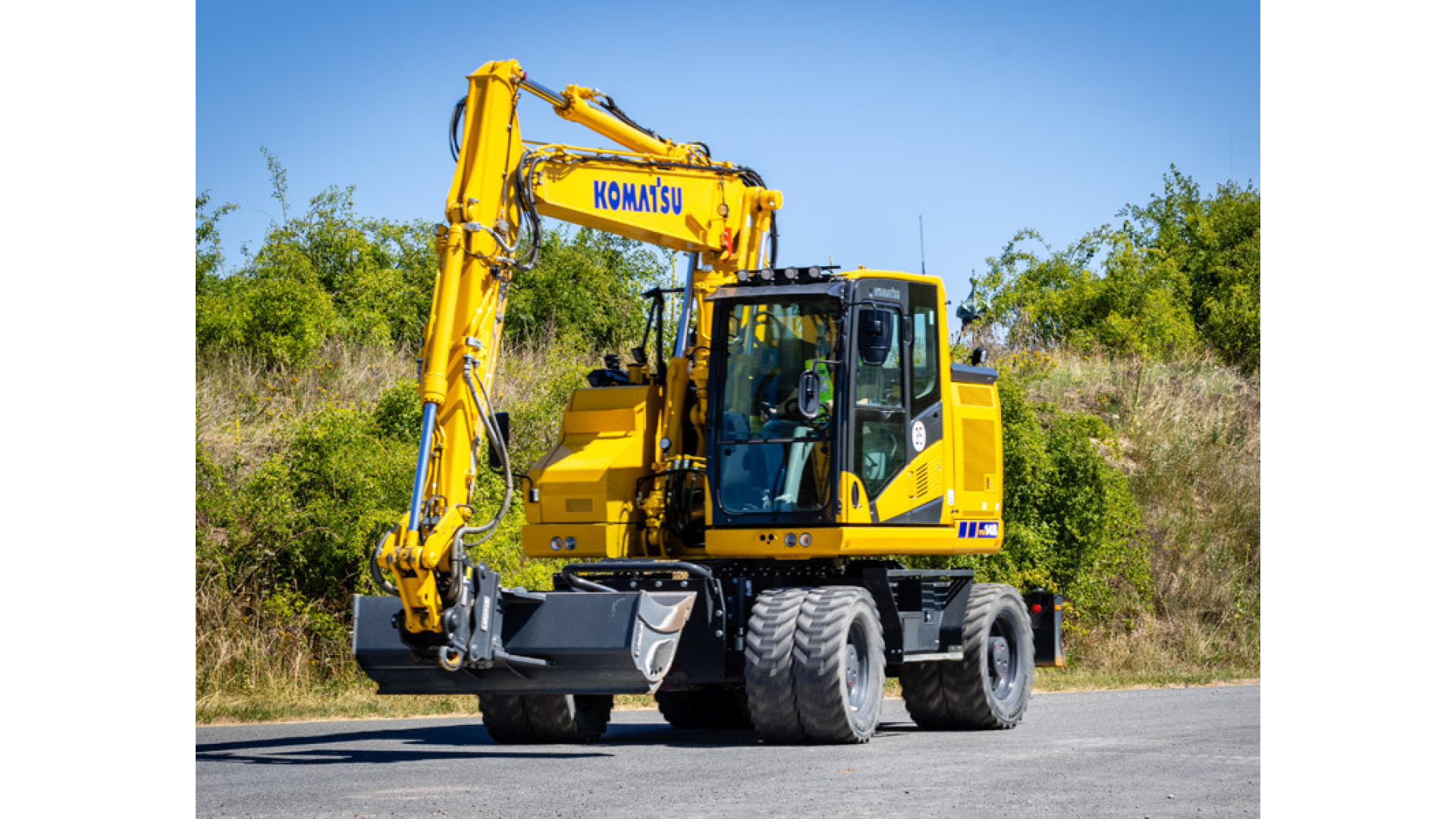 Escavatore KOMATSU PW148-11