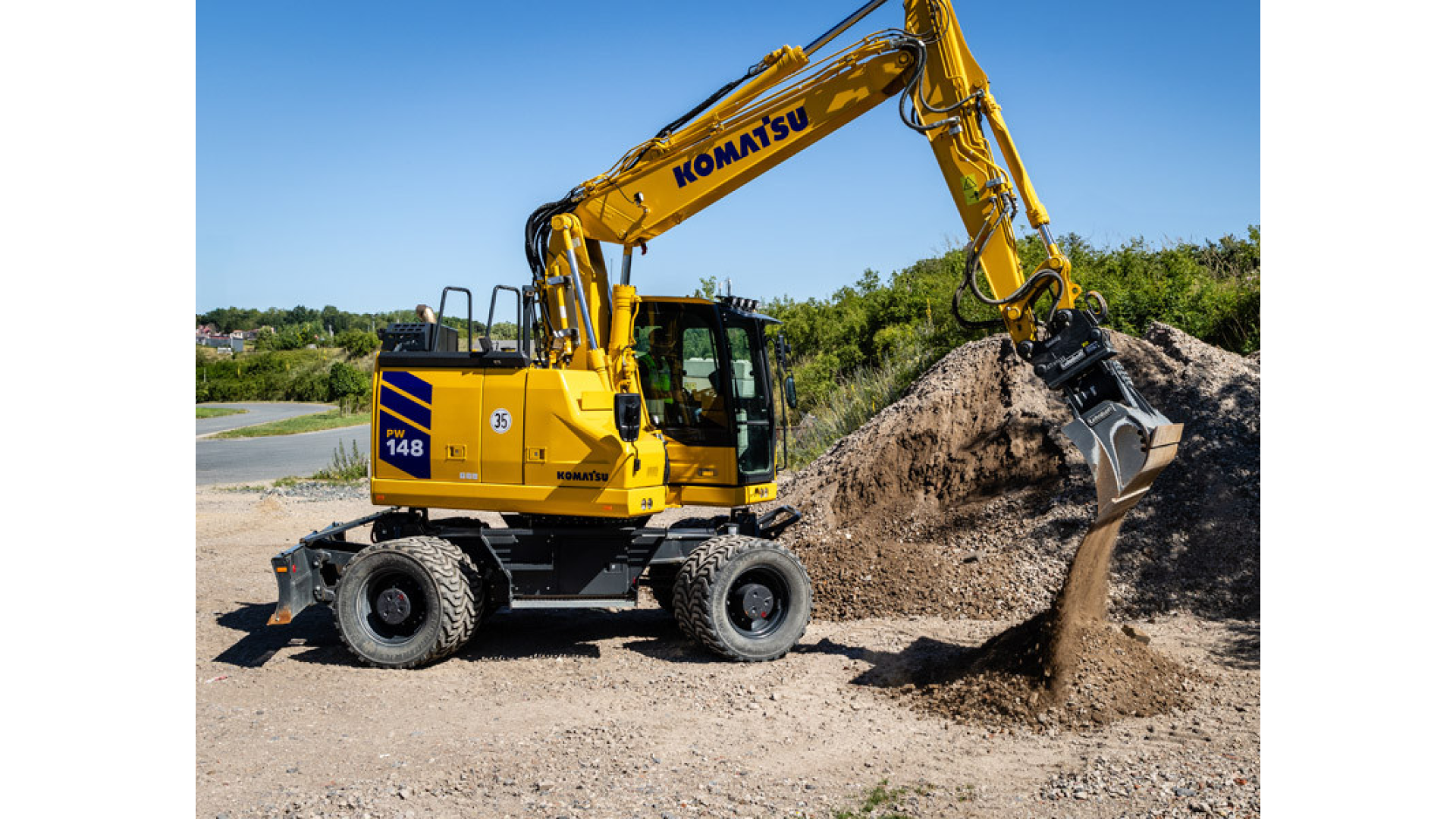 Escavatore KOMATSU PW148-11