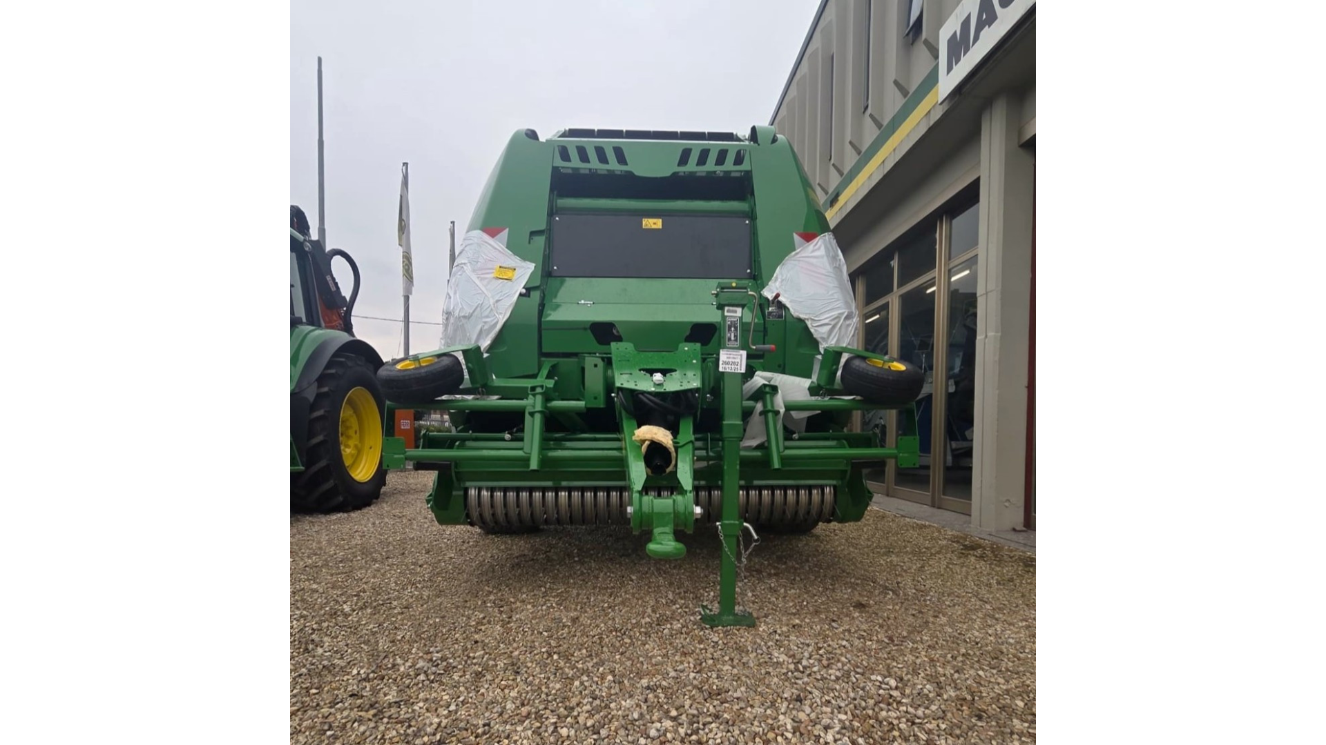 Rotopressa John Deere V452M