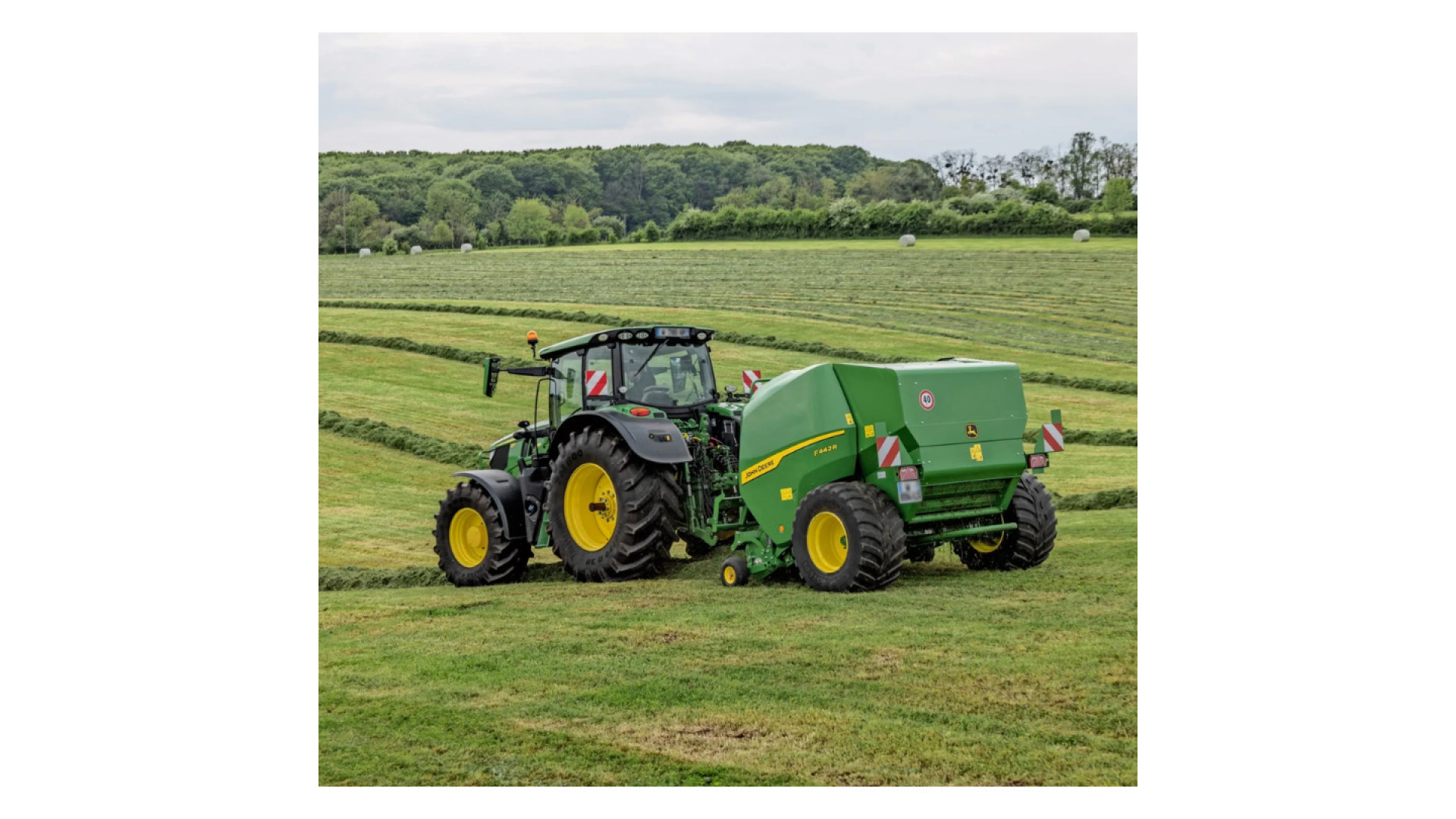 Rotopressa John Deere F442R