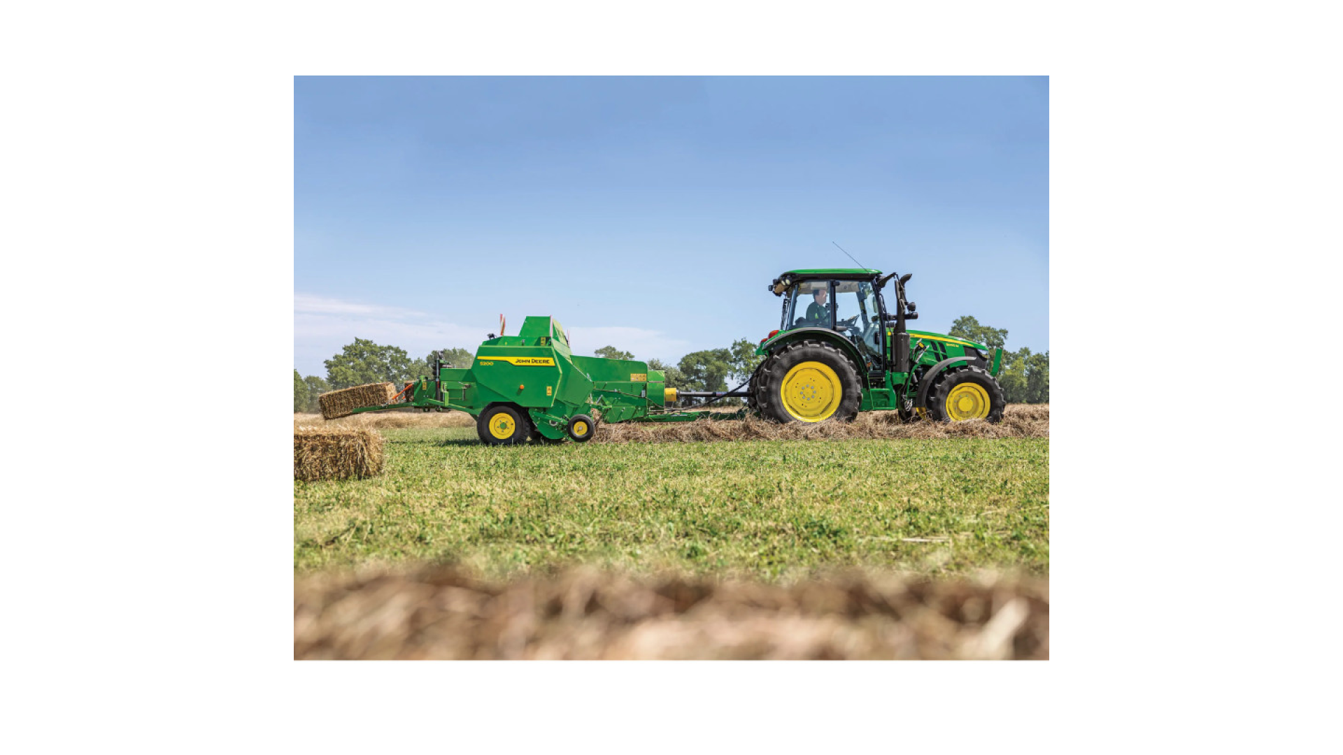 Pressa per balle quadre John Deere S200