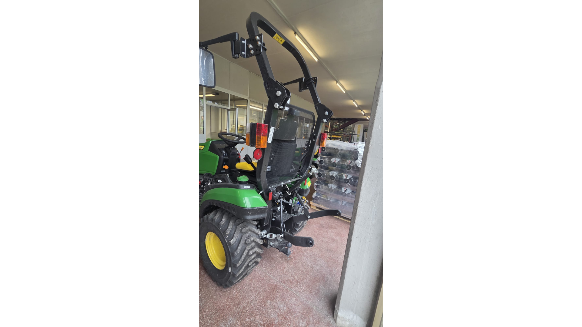 Trattore John Deere 1026R