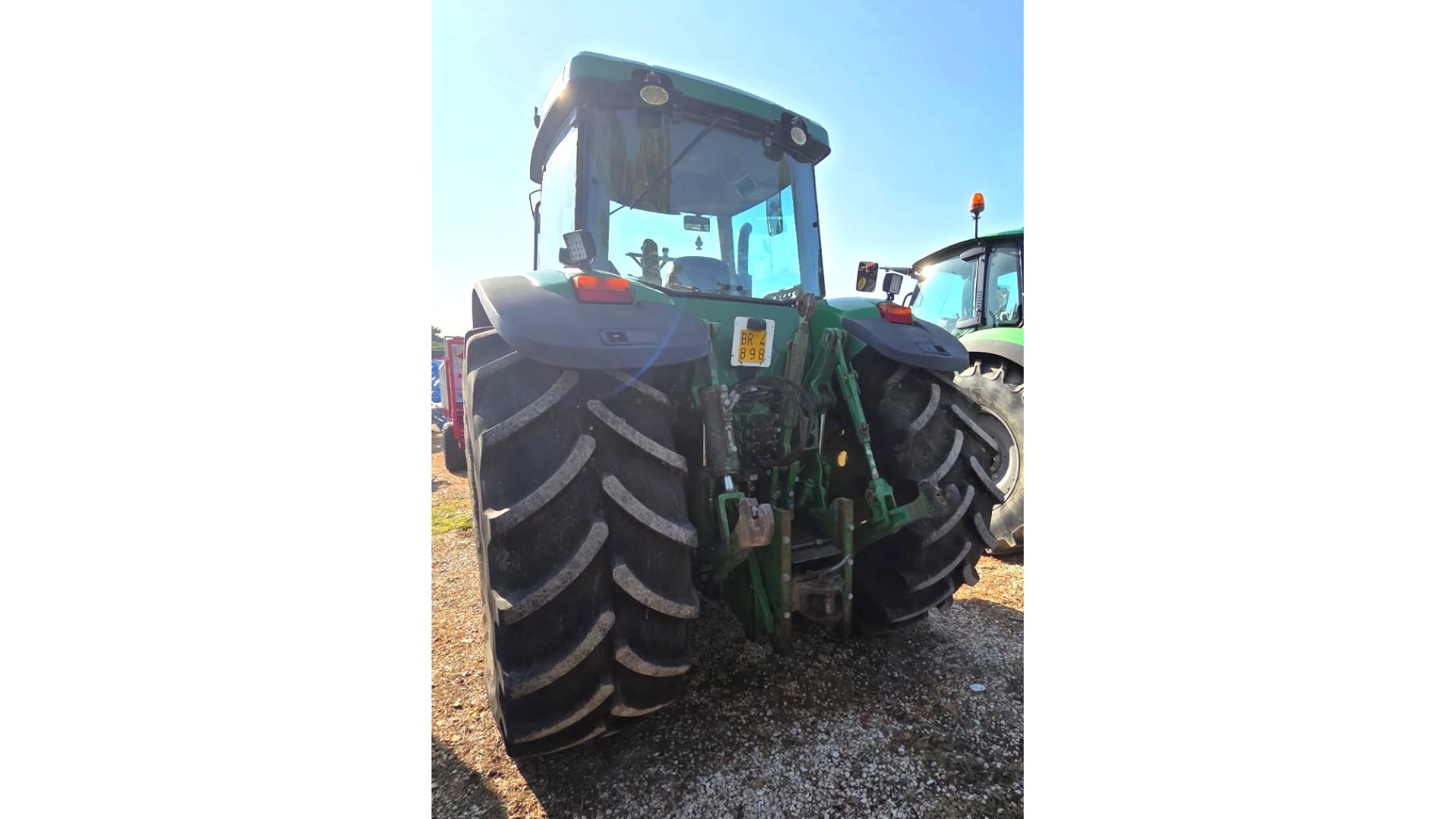 Trattore John Deere 8220 usato