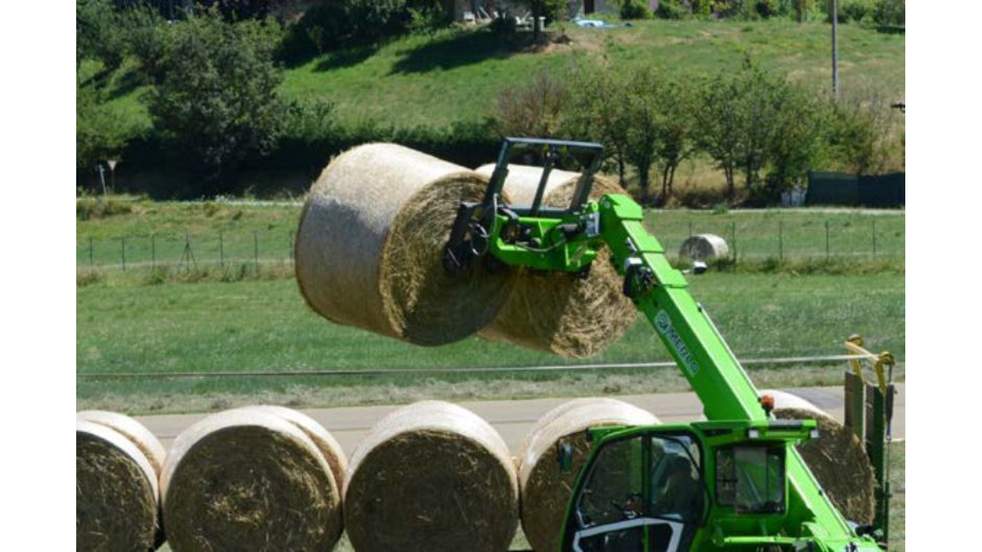 Forca paglia Merlo a 4 punte A2340
