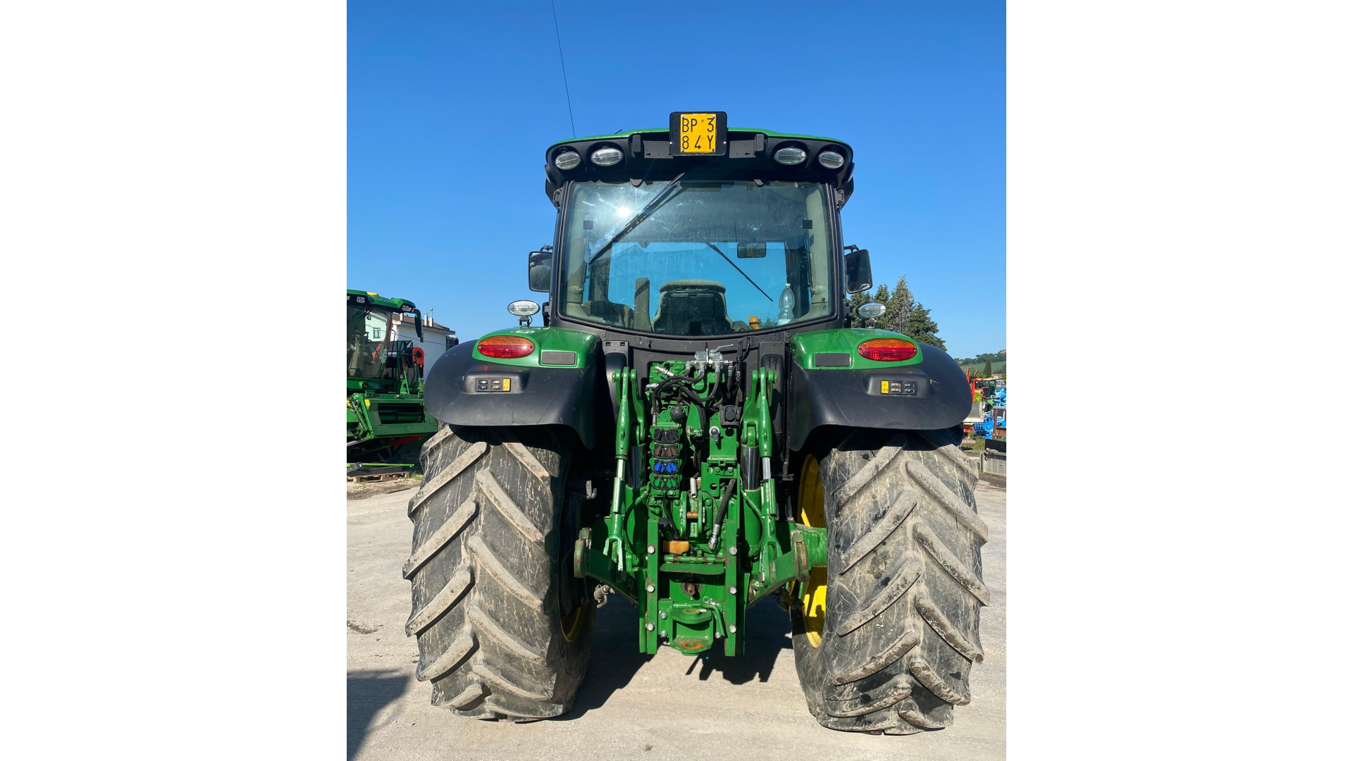 Trattore John Deere 6145R Usato