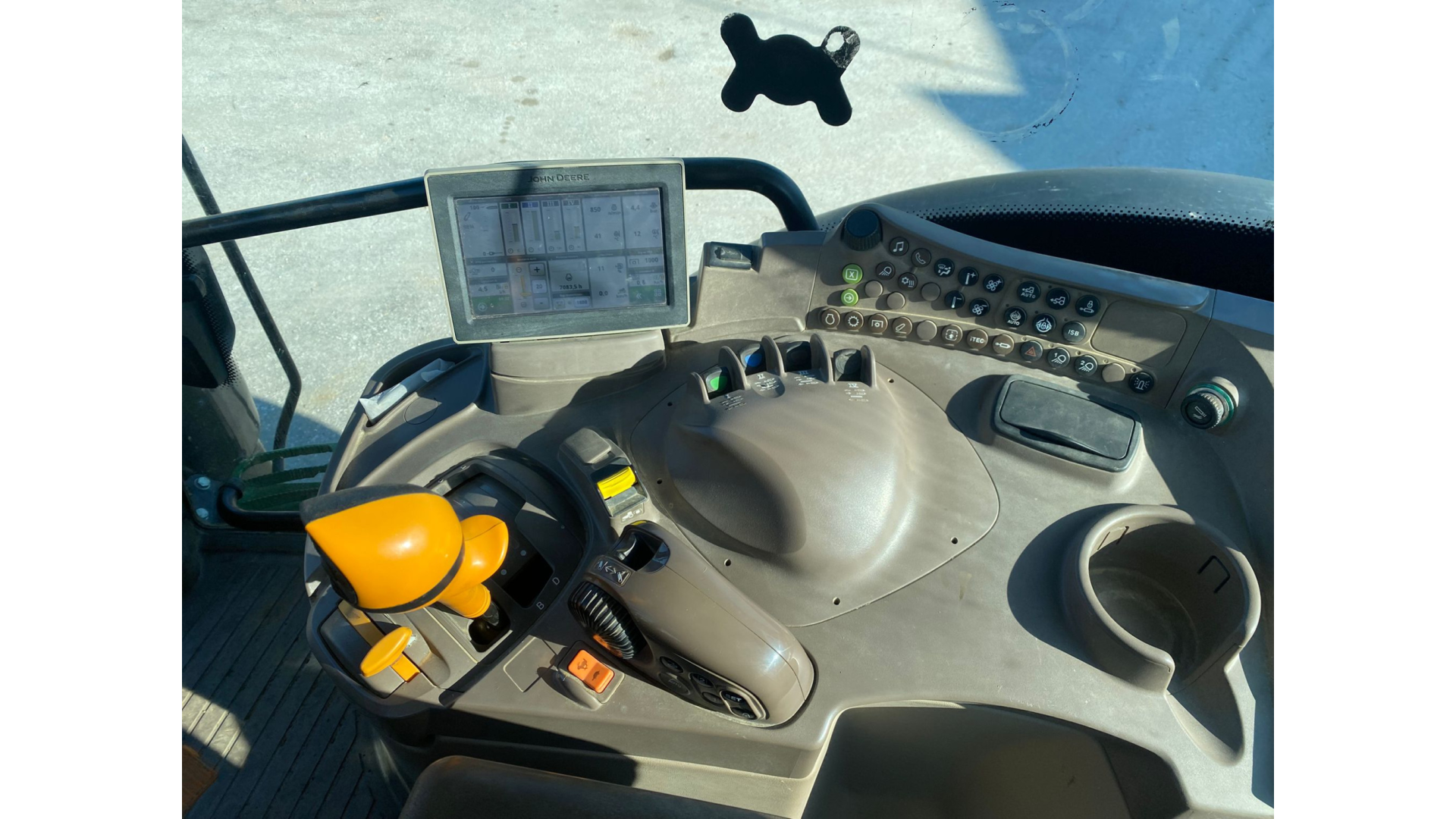 Trattore John Deere 6145R Usato