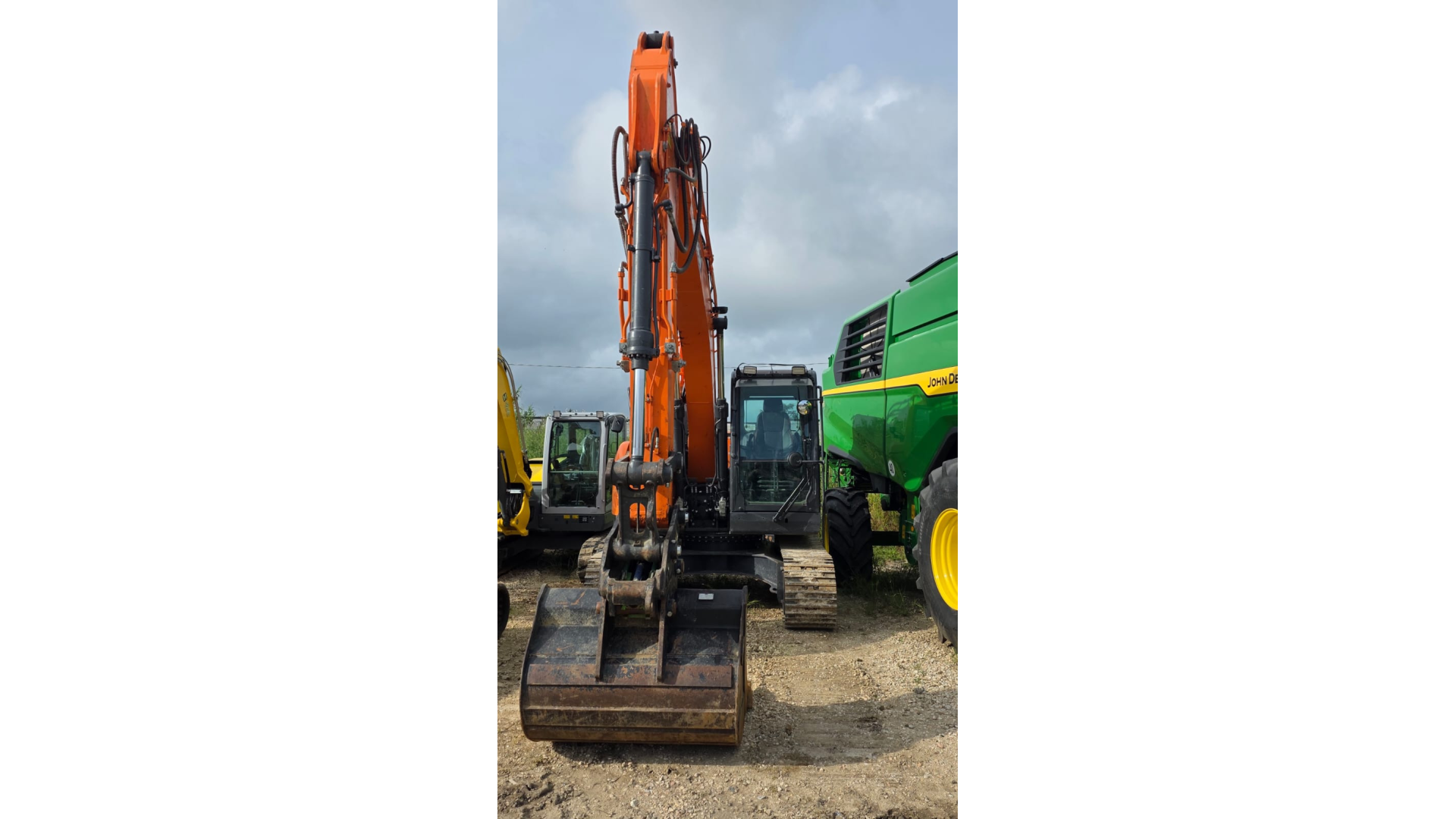 Escavatore Doosan DX140LCR-7 Usato
