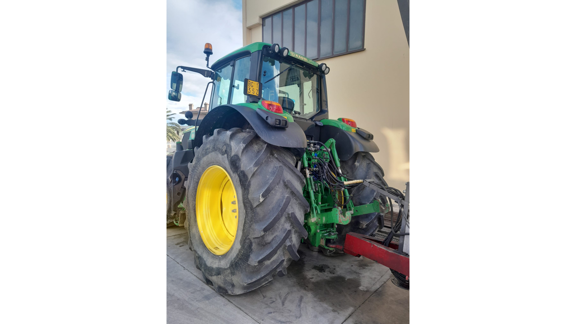 Trattore John Deere 6175M Usato