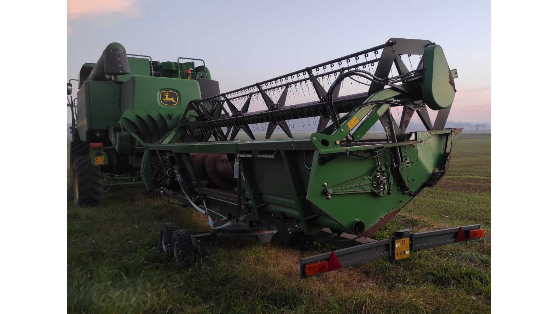 Barra John Deere 620R Usata