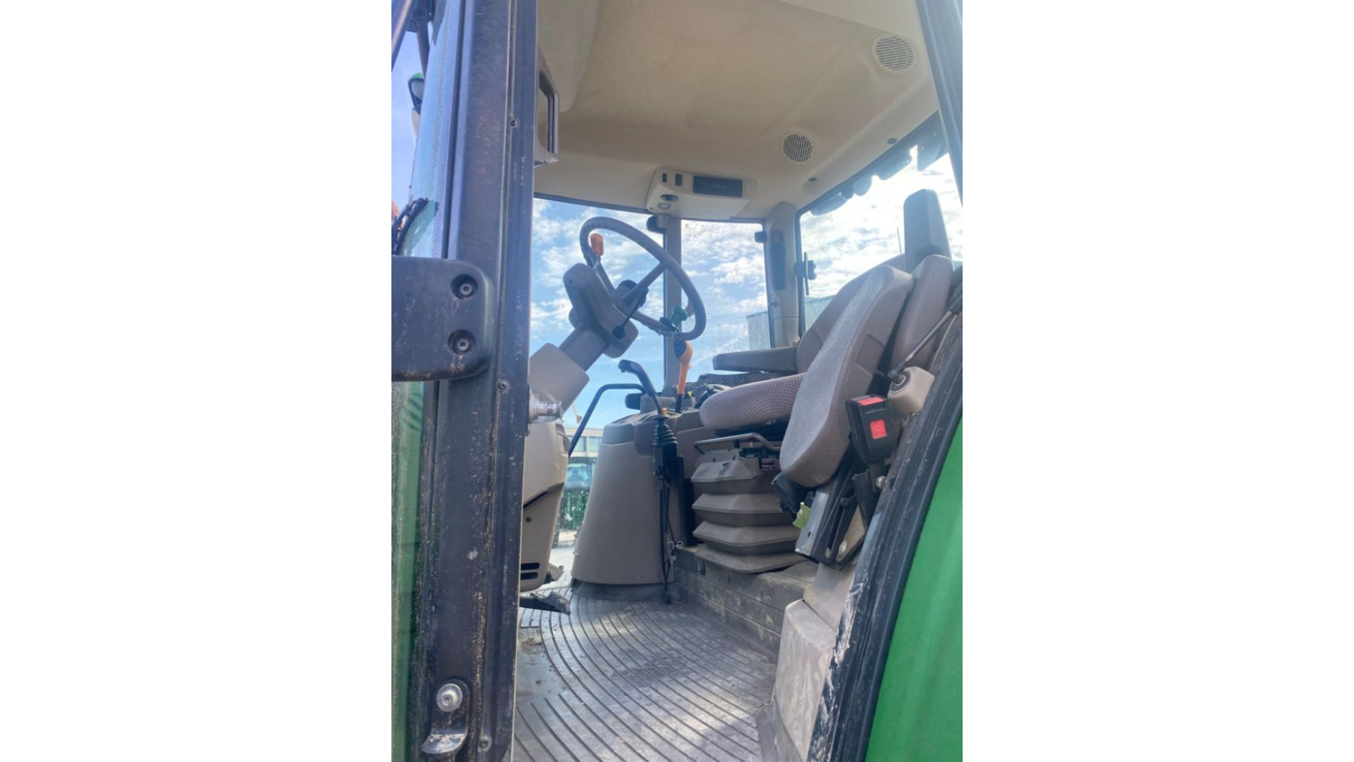 Trattore John Deere 6155M Usato