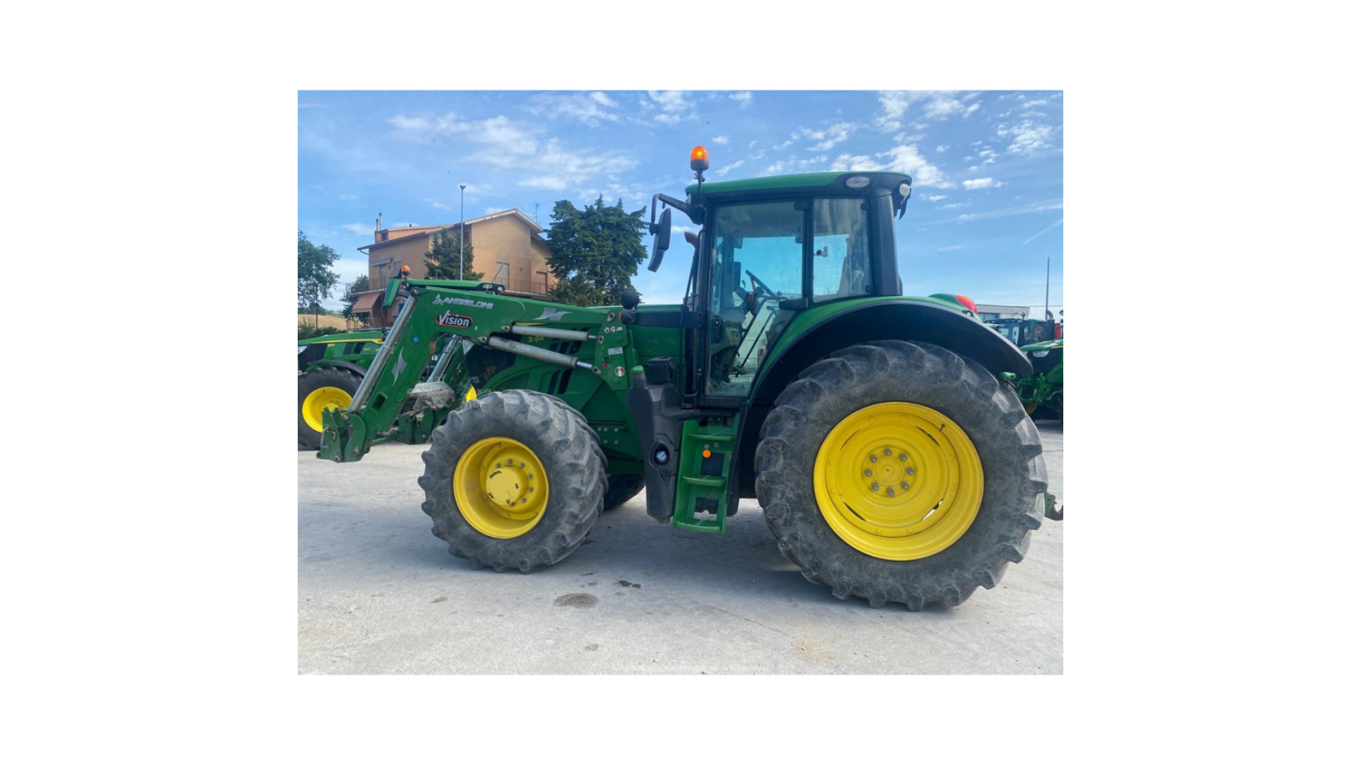 Trattore John Deere 6155M Usato