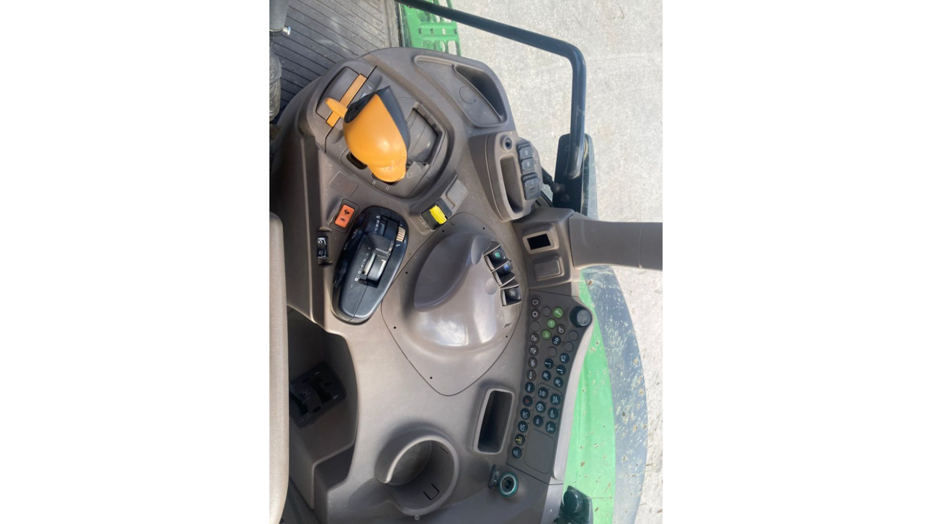 Trattore John Deere 6155M Usato