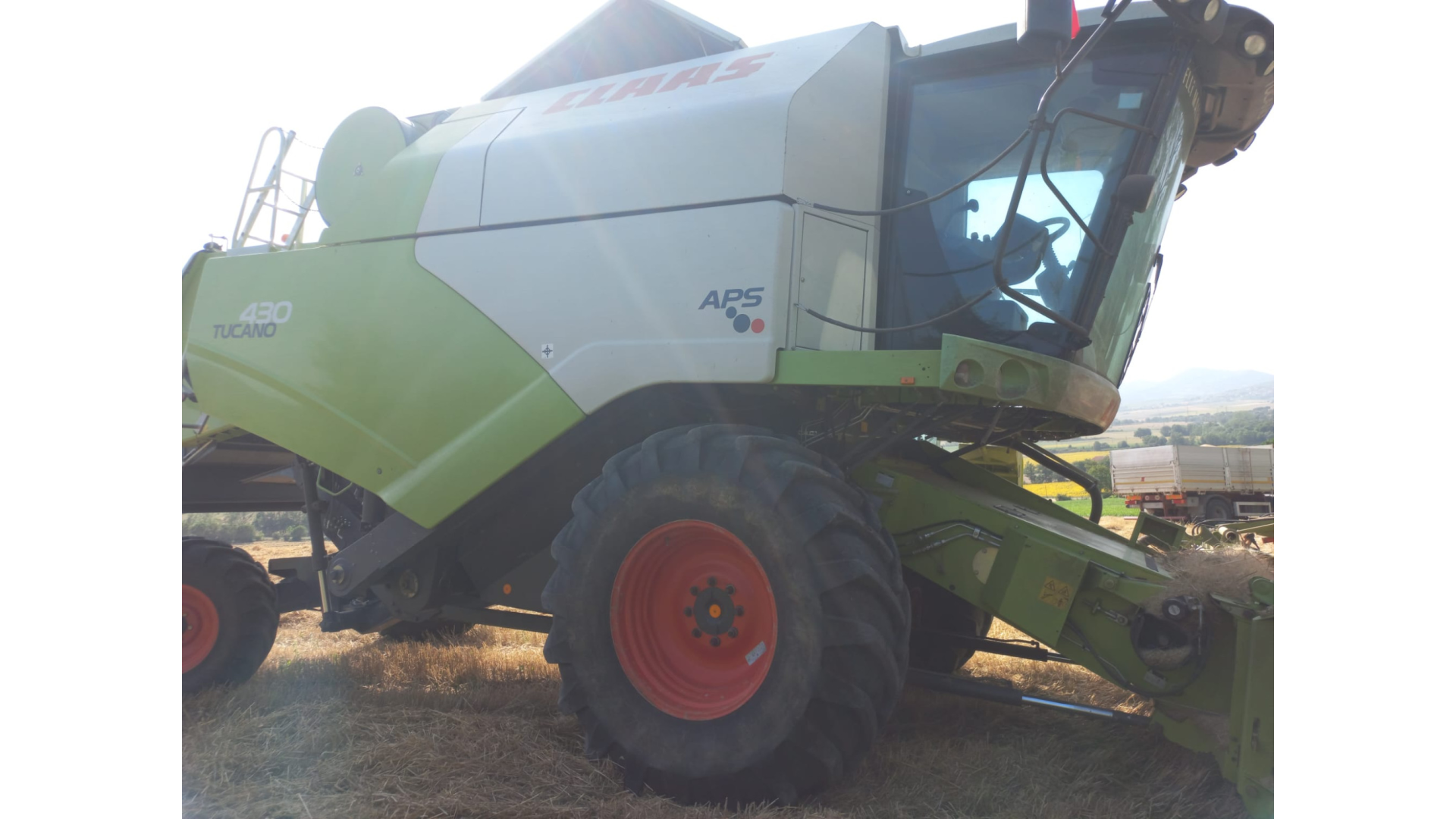 Mietitrebbia Claas Tucano 430 APS Usata