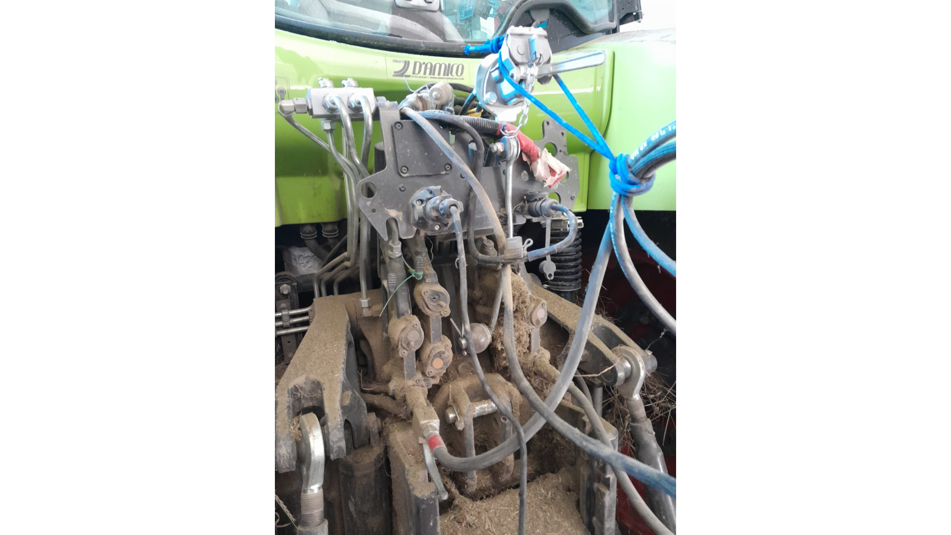 Trattore Claas Arion 640 CIS Usato