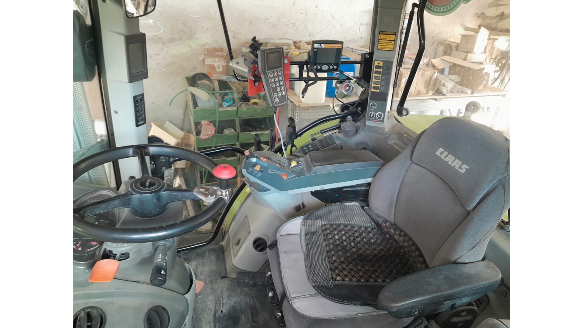 Trattore Claas Arion 640 CIS Usato
