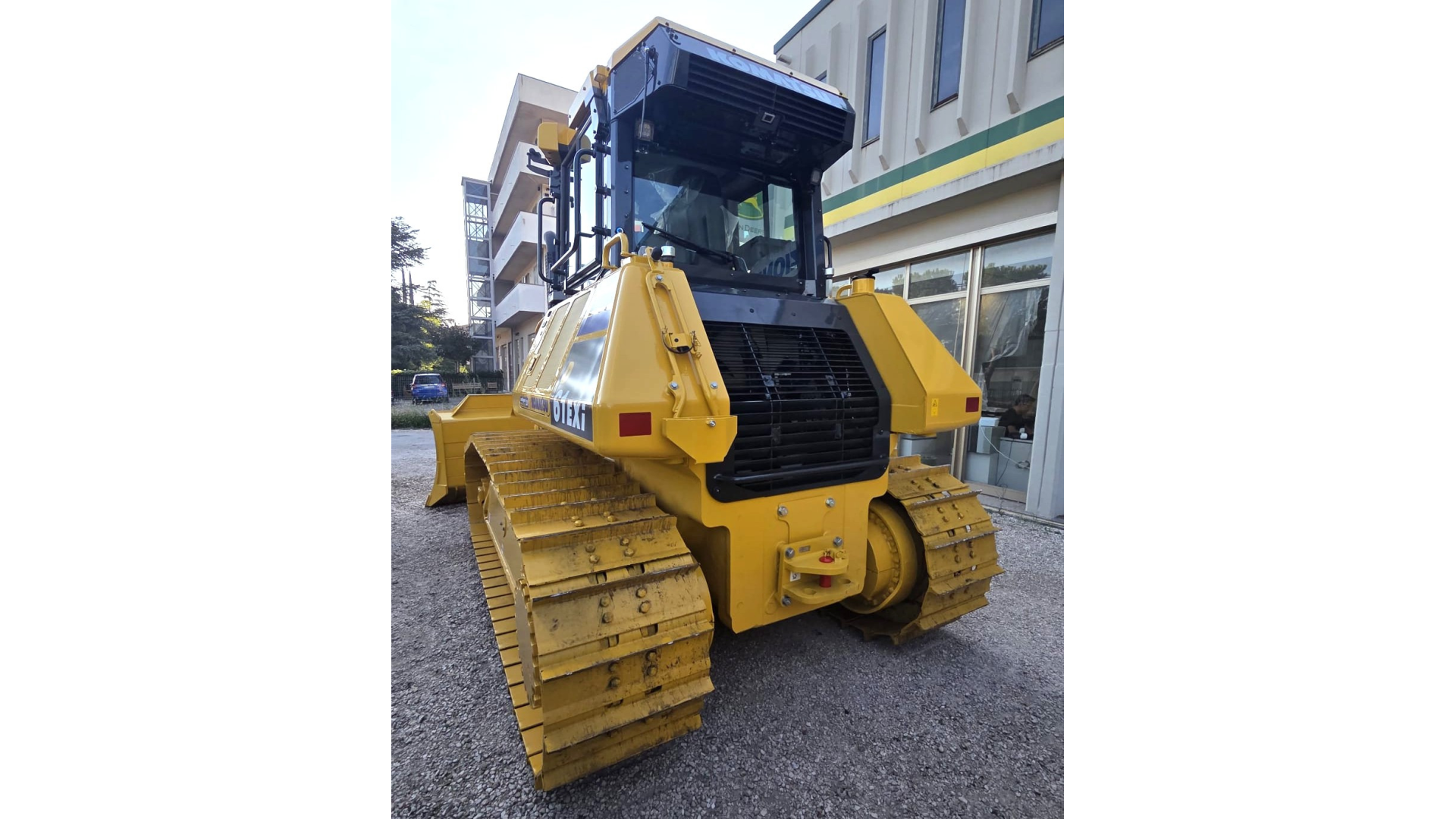 Dozer KOMATSU D61EXi-24 e D61PXi-24