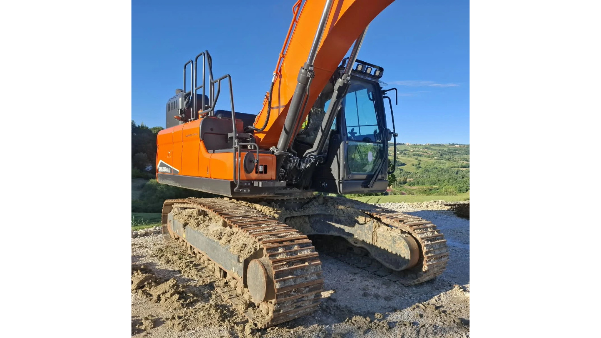 Escavatore Doosan DX 210 NLC Usato