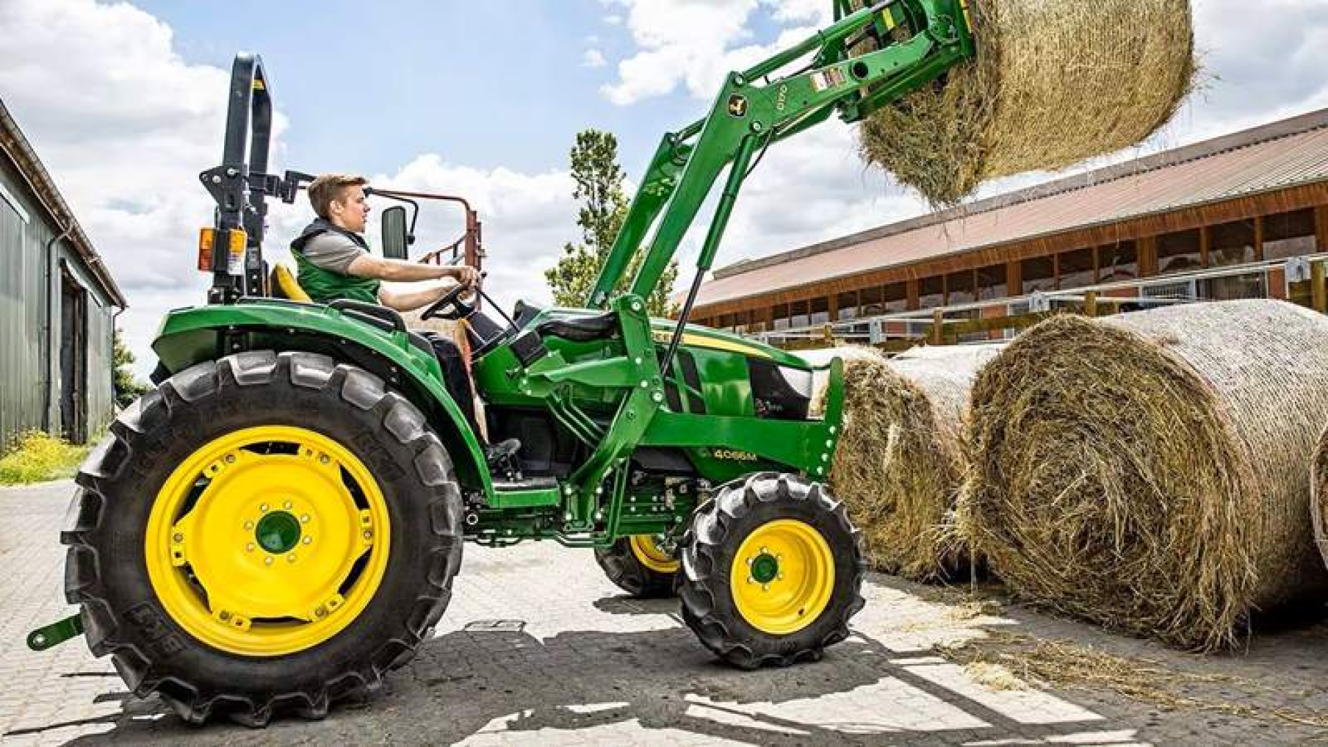 Trattore John Deere 4066M