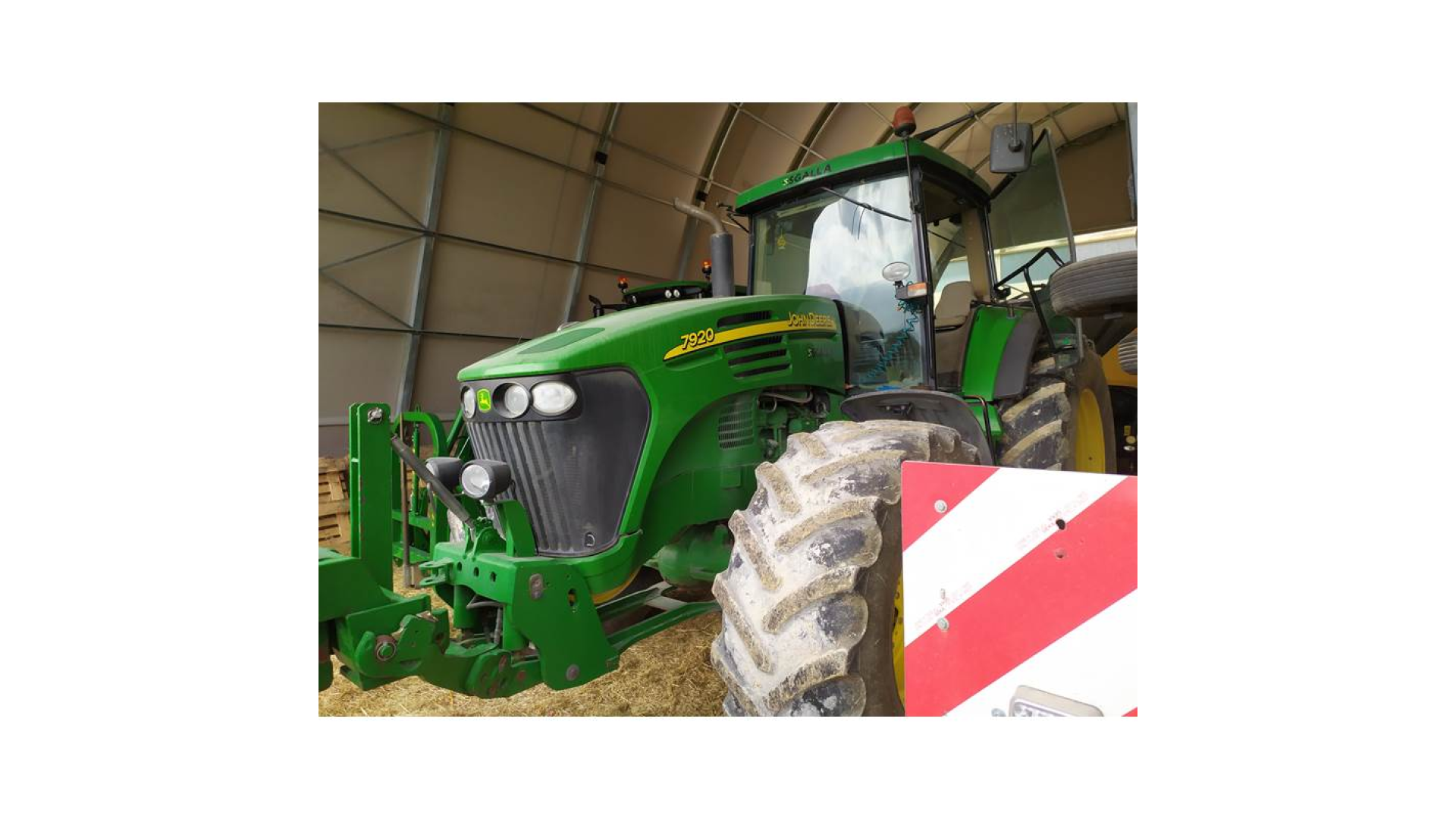 Trattore John Deere 7920 usato