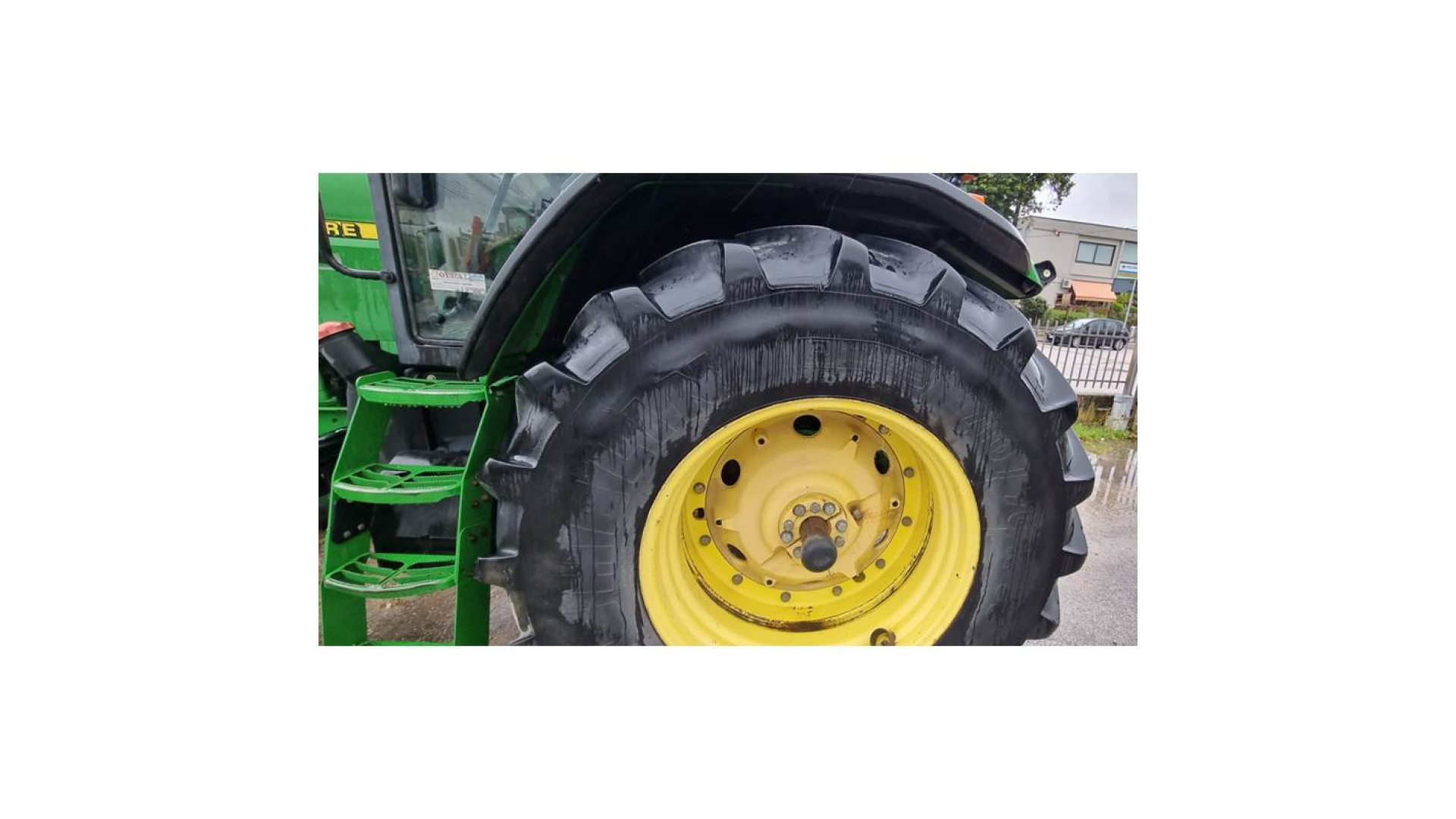 Trattore John Deere 7710 usato
