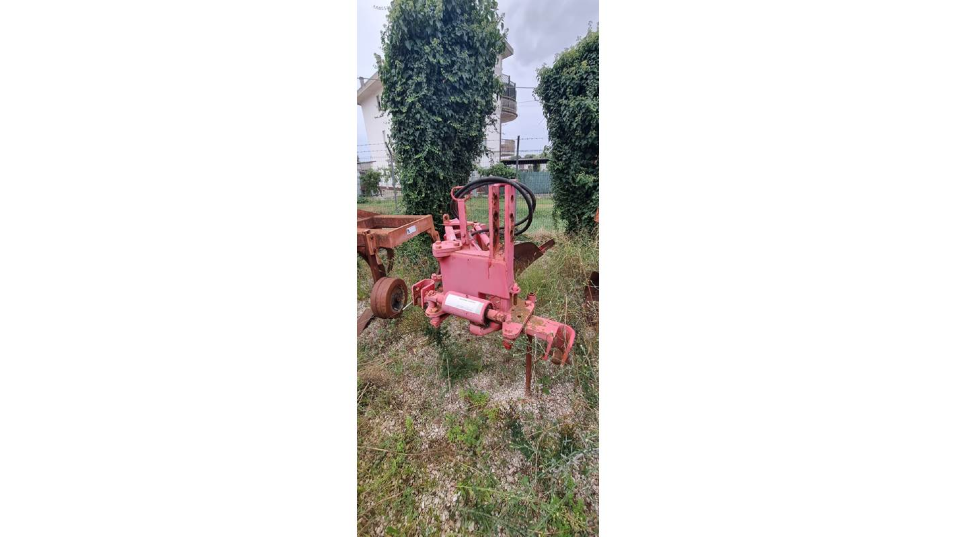 Aratro Angeloni APS59H usato