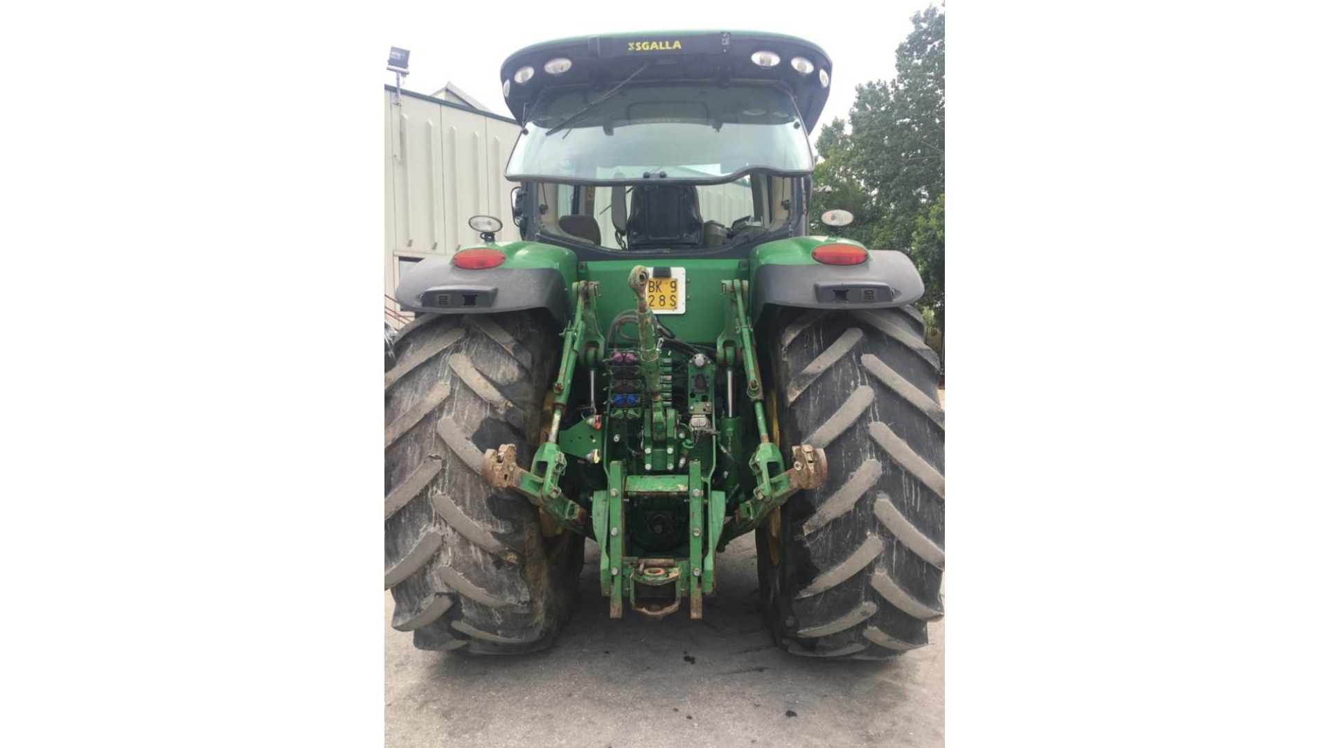 Trattore John Deere 8260R usato