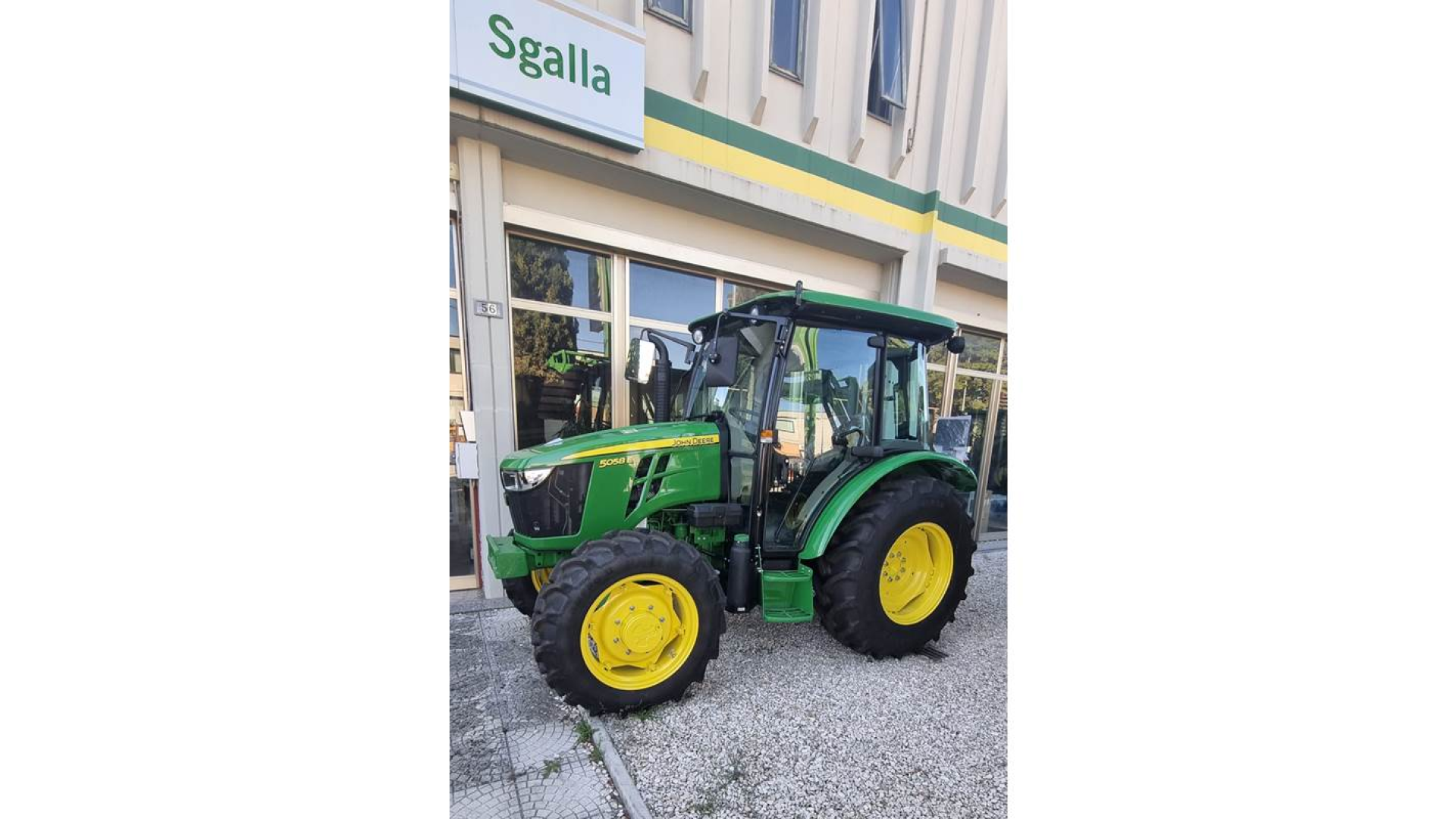 Trattore John Deere 5058E