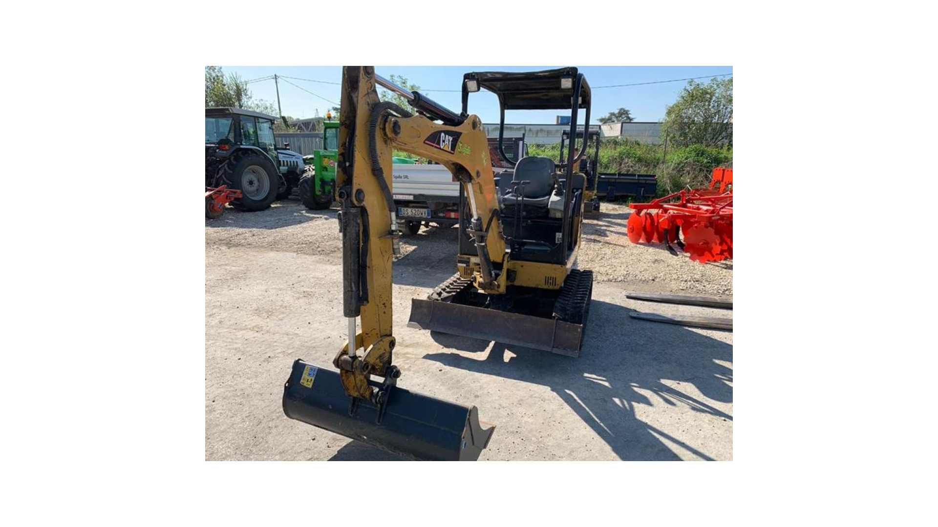 Miniescavatore Caterpillar 301.8 C usato