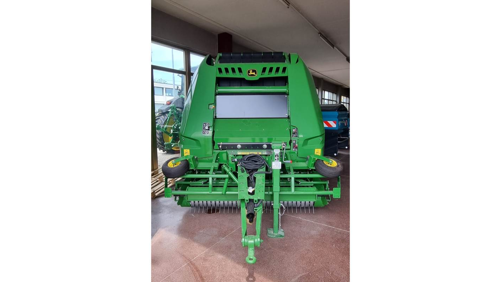 Rotopressa John Deere V451M