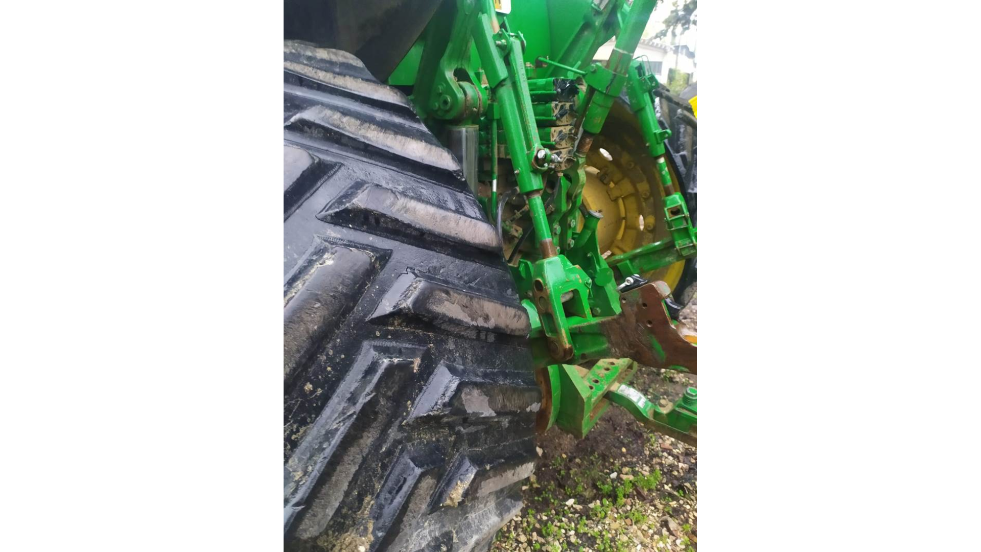 Trattore John Deere 8230T usato