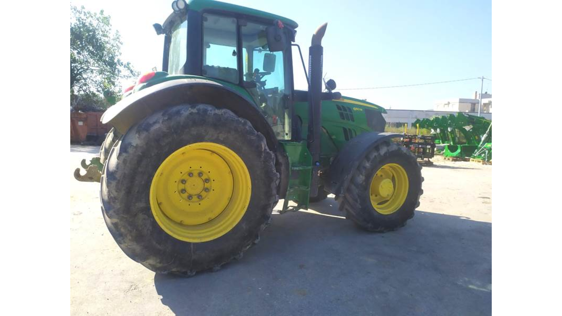 Trattore John Deere 6150M usato