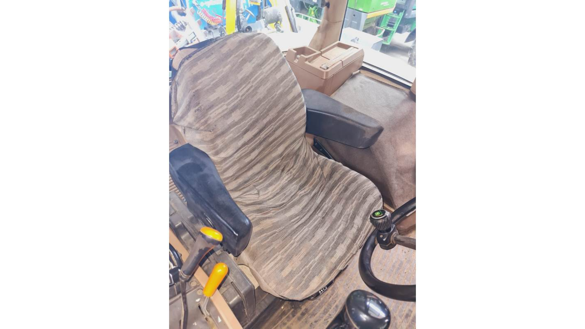 Trattore John Deere 7710 usato