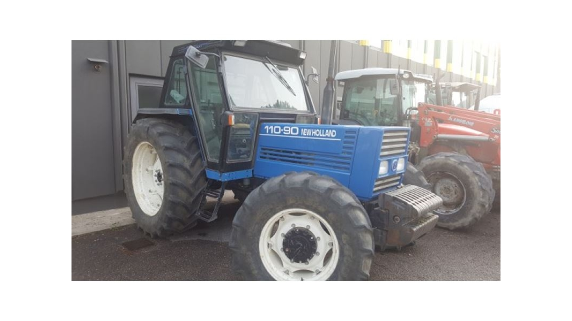 Trattore New Holland 110 90 usato