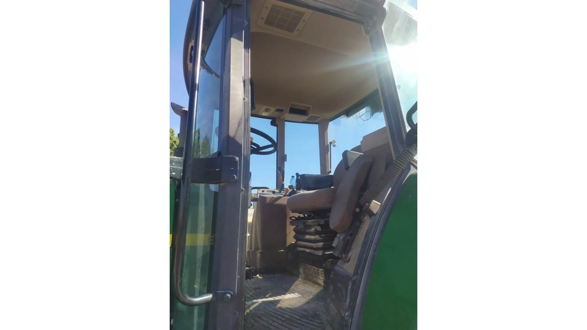 Trattore John Deere 7810 usato