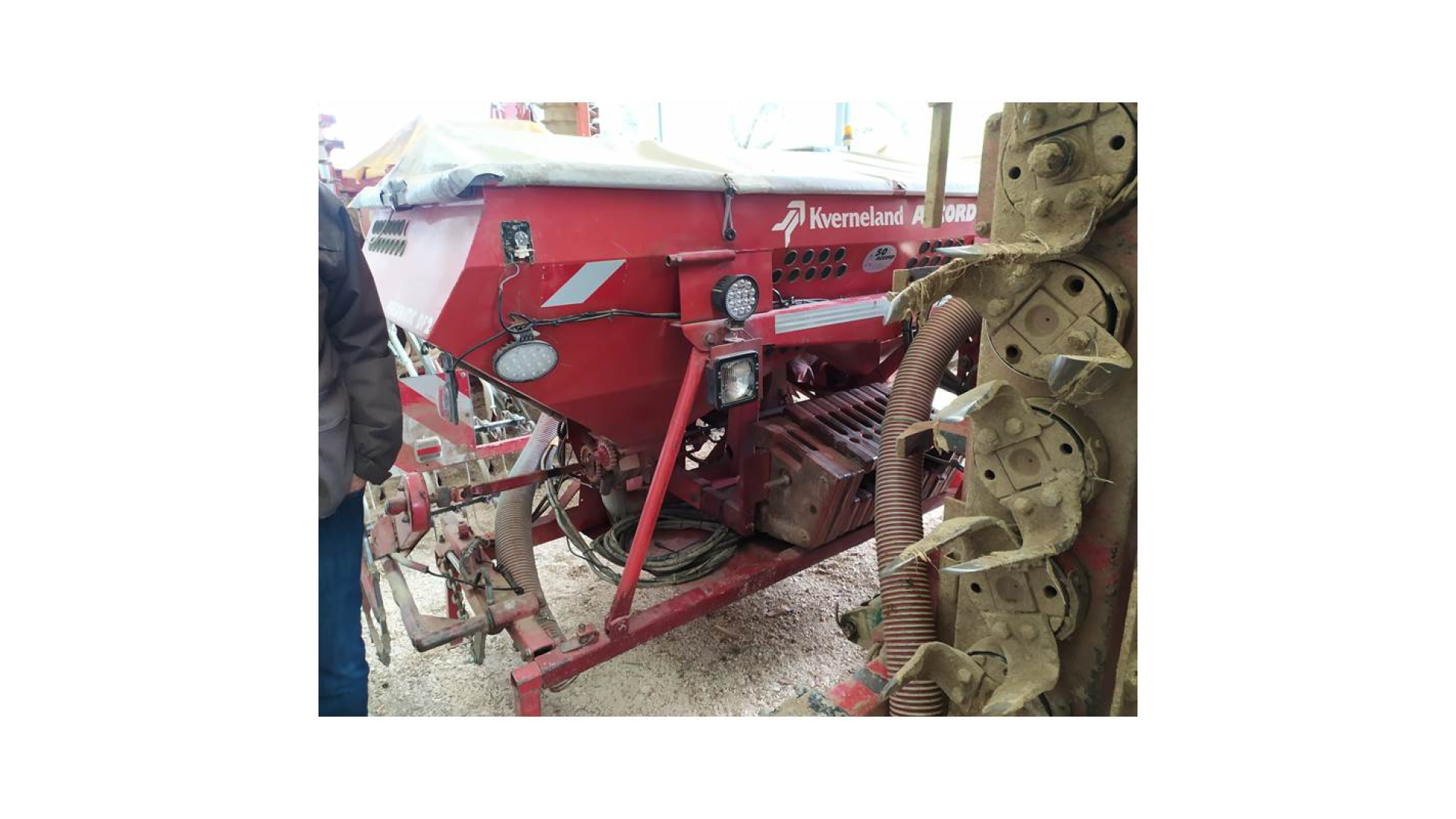 Seminatrice combinata Kverneland Accord + Kverneland Fold 600 usata