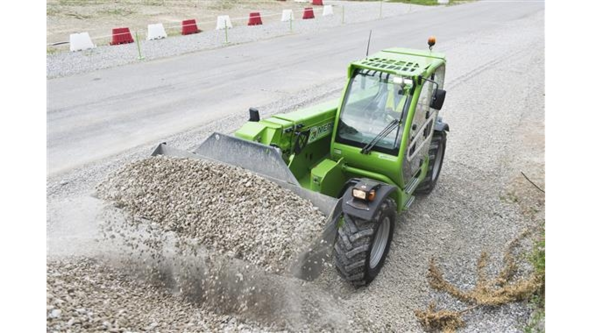 Merlo TurboFarmer 42.7 TT CS 145 CVTronic