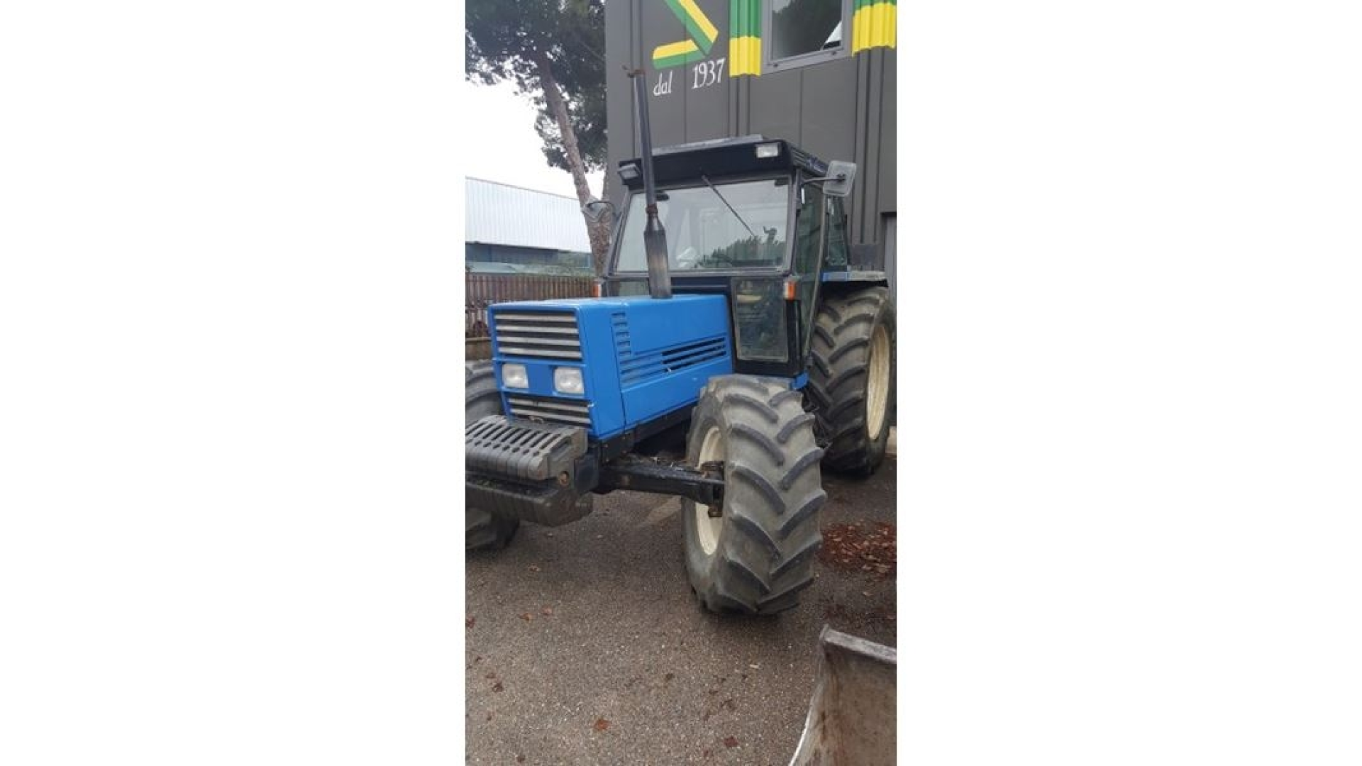 Trattore New Holland 110 90 usato