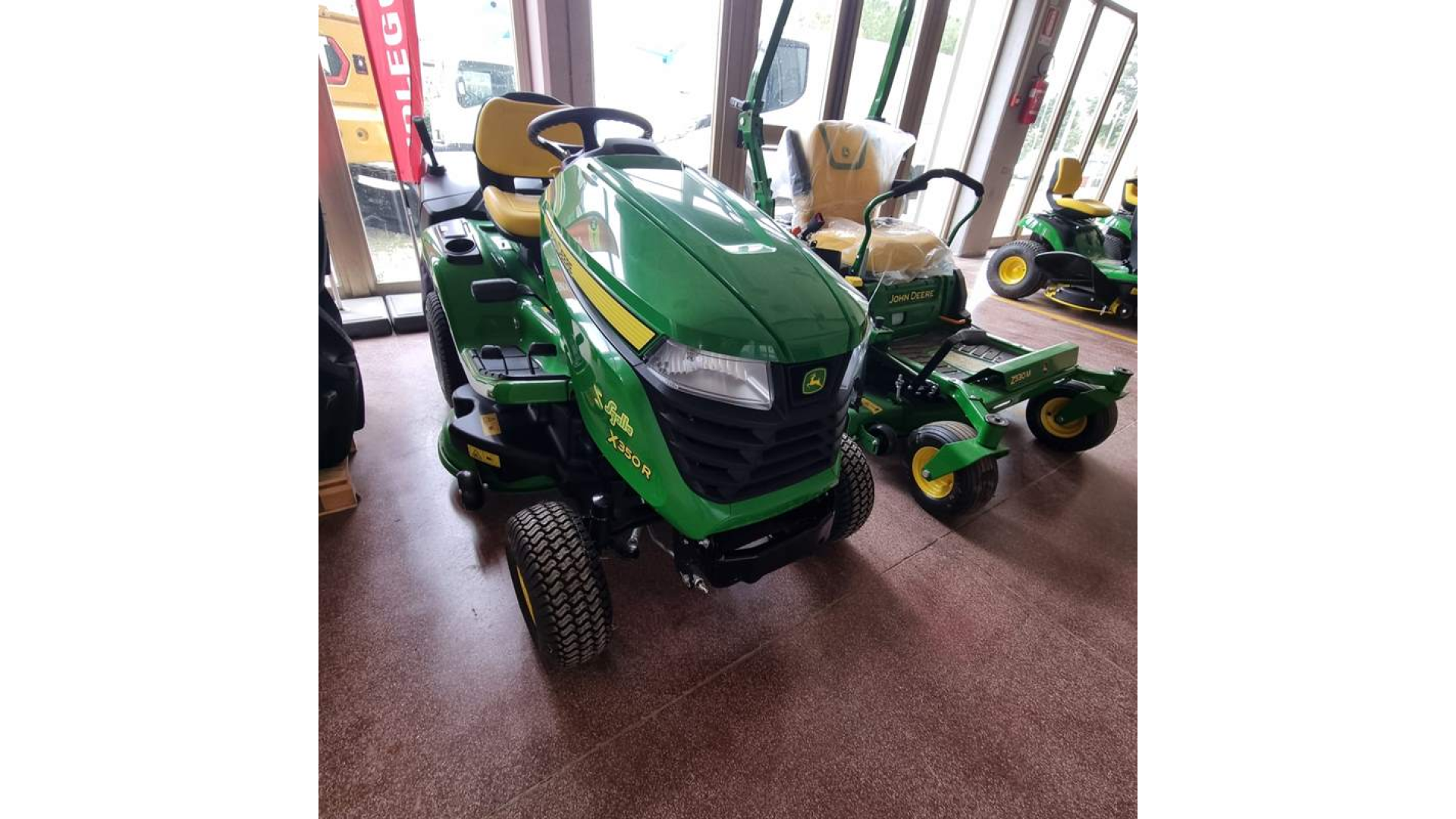 Trattorino John Deere X350R