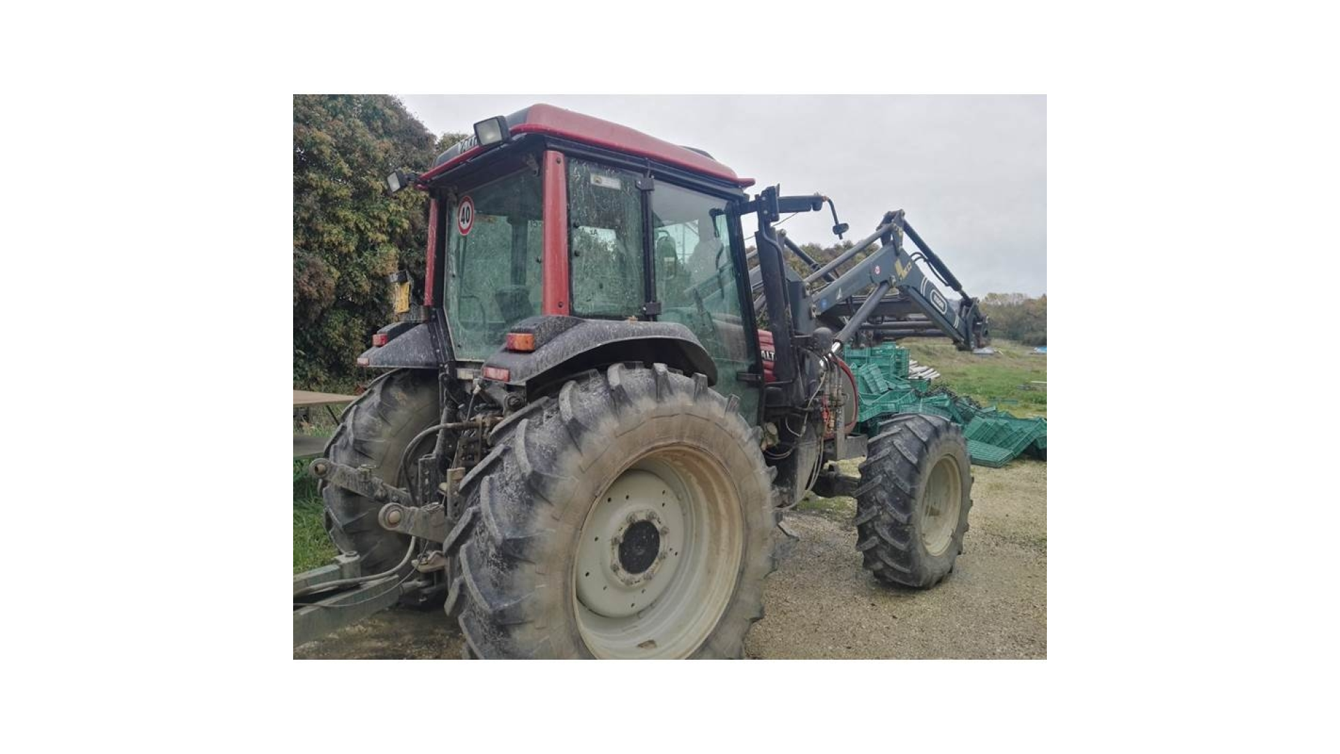 Trattore Valtra A95 usato